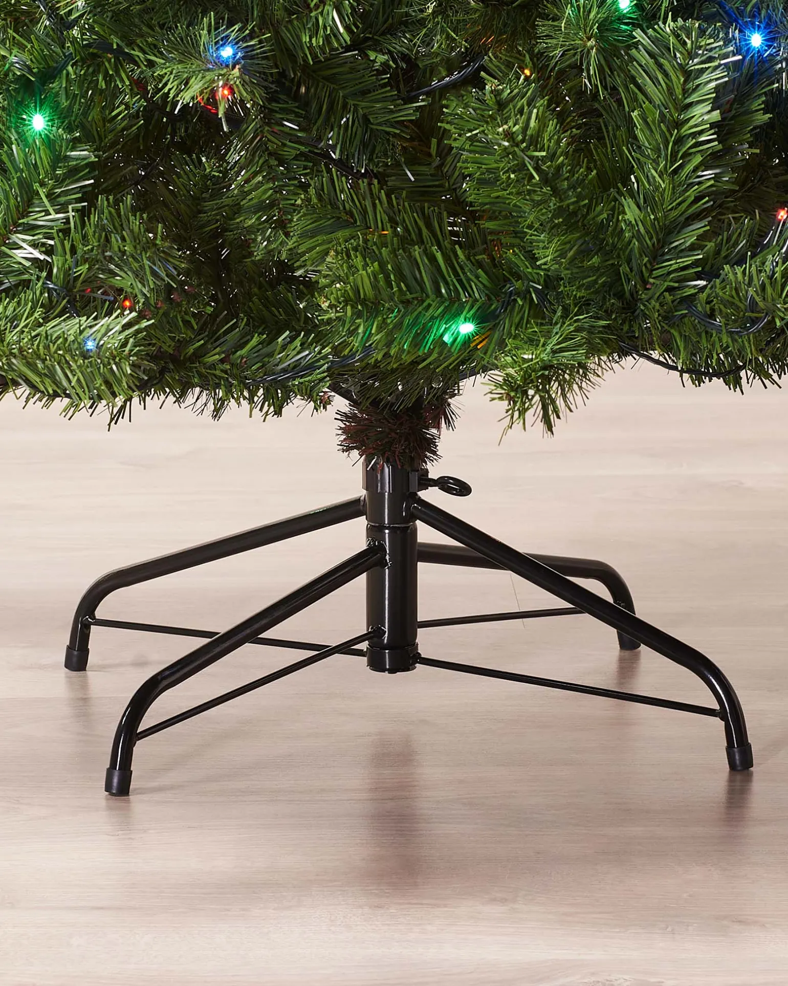 Pre-Lit Emerald Spruce Christmas Tree, Multi Colour, 6 Ft