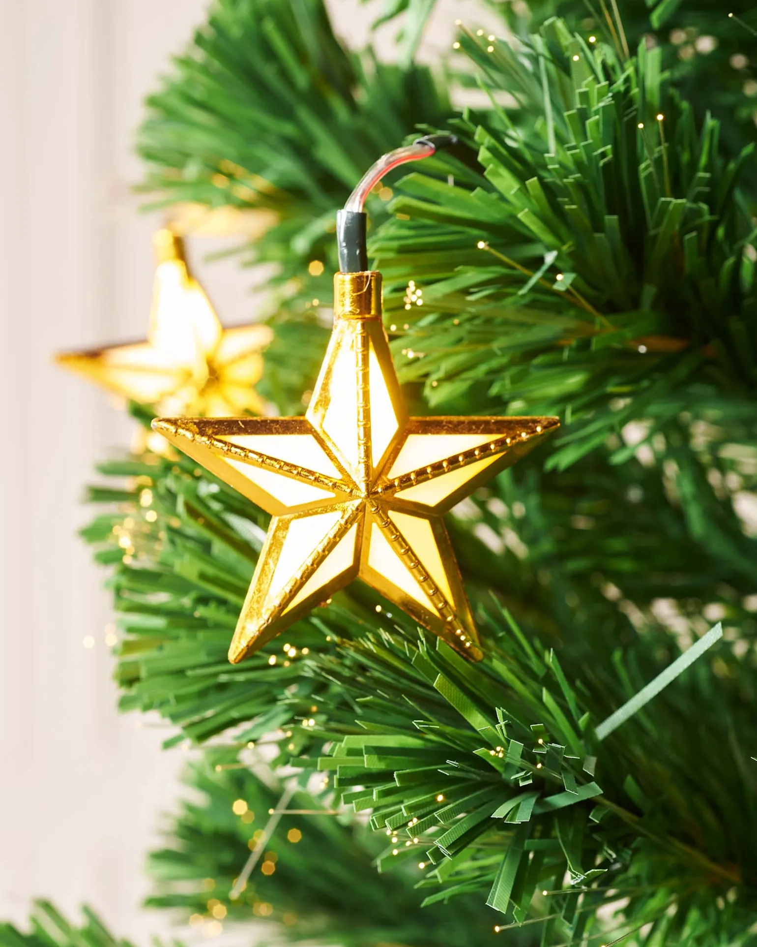 Pre-Lit Fibre Optic Christmas Tree With Stars, 5 Ft