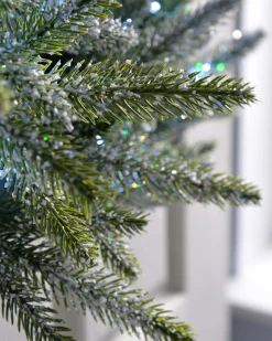 Pre-Lit Frosted Fir Wreath, 50 Cm
