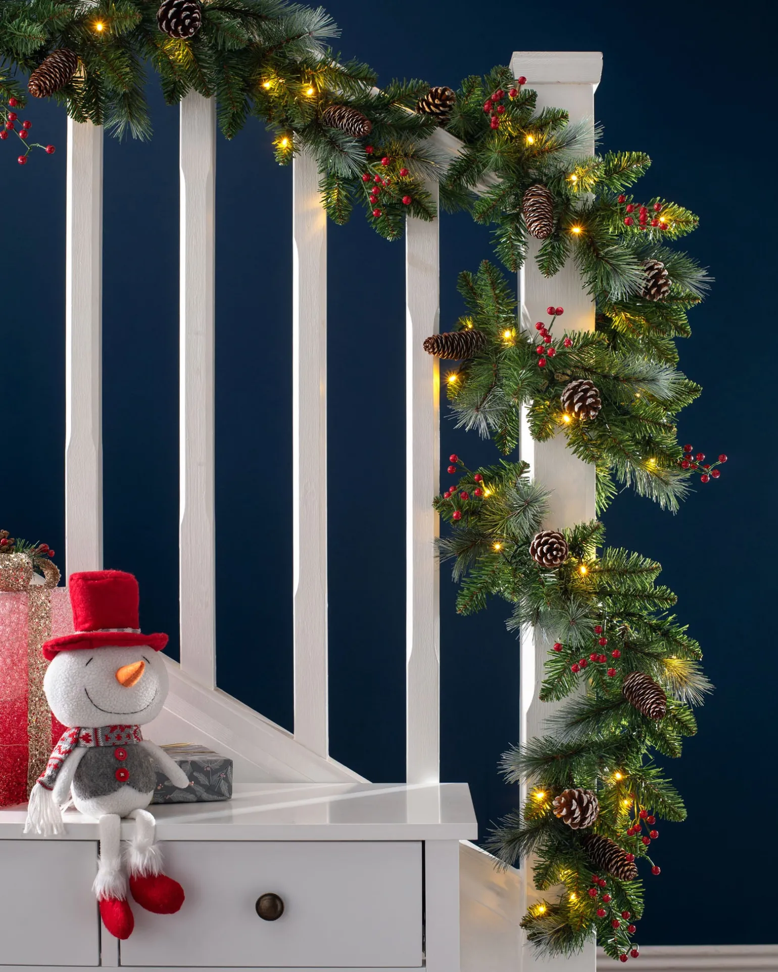 Pre-Lit Frosted Garland, Pinecones & Berries, 9 Ft