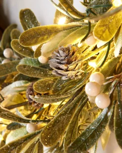 Pre-Lit Frosted Mistletoe Wreath, 76 Cm
