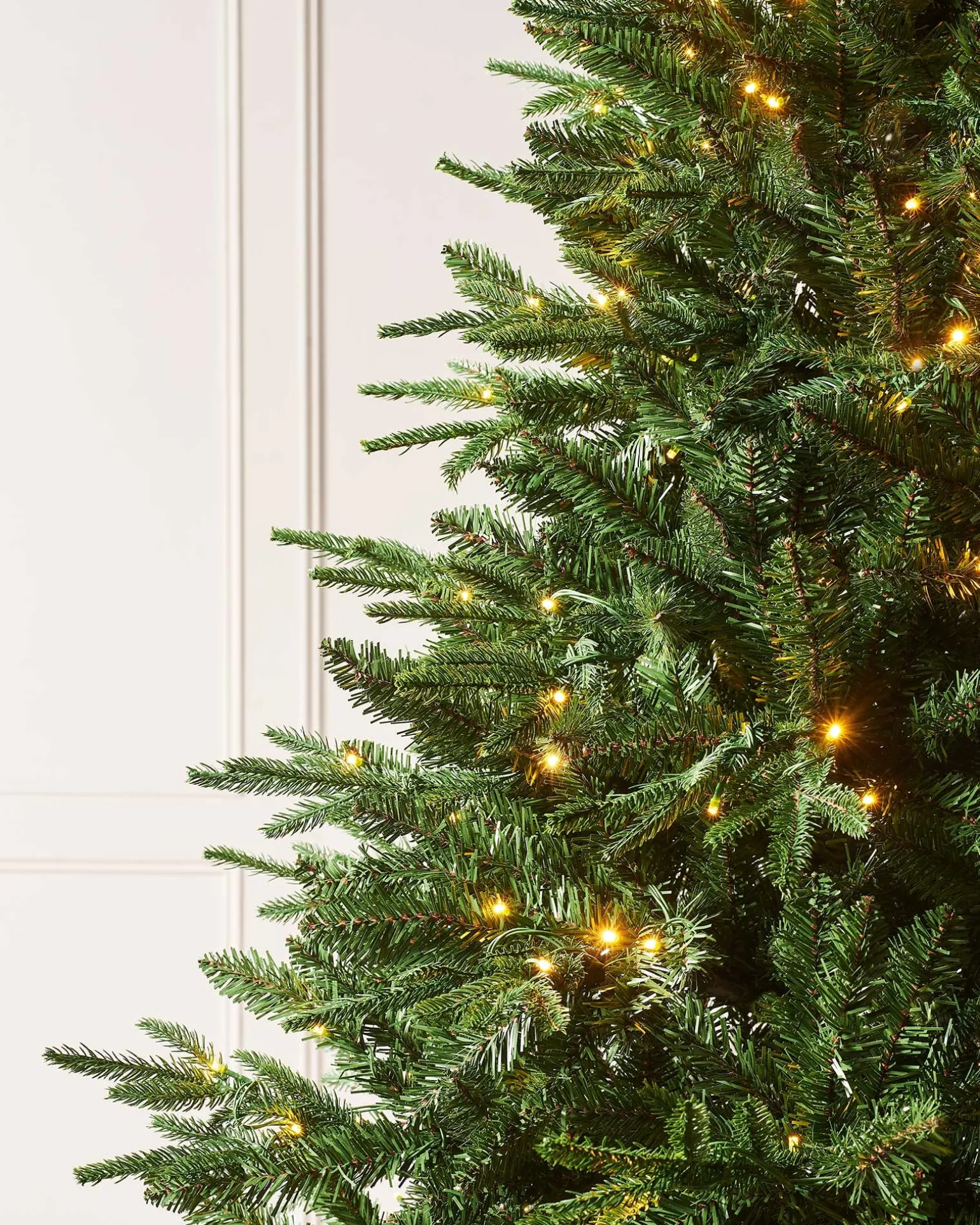 Pre-lit Grand Alaskan Fir Christmas Tree, Dual Multi Colour, 6 Ft