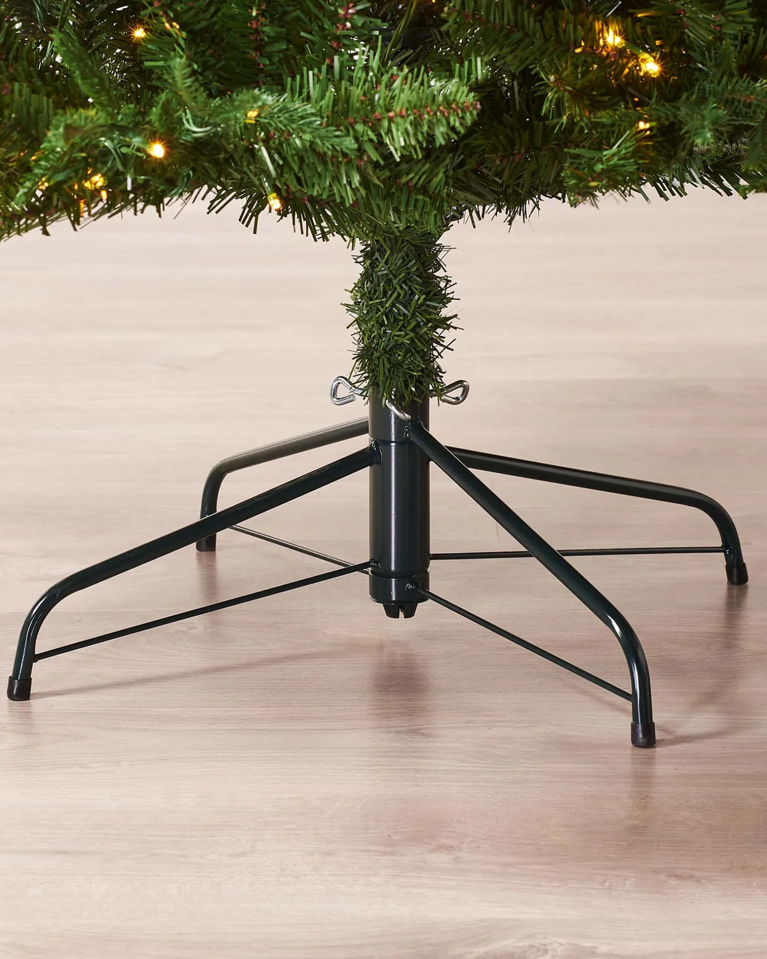 Pre-lit Grand Alaskan Fir Christmas Tree, Dual Warm White, 7 Ft