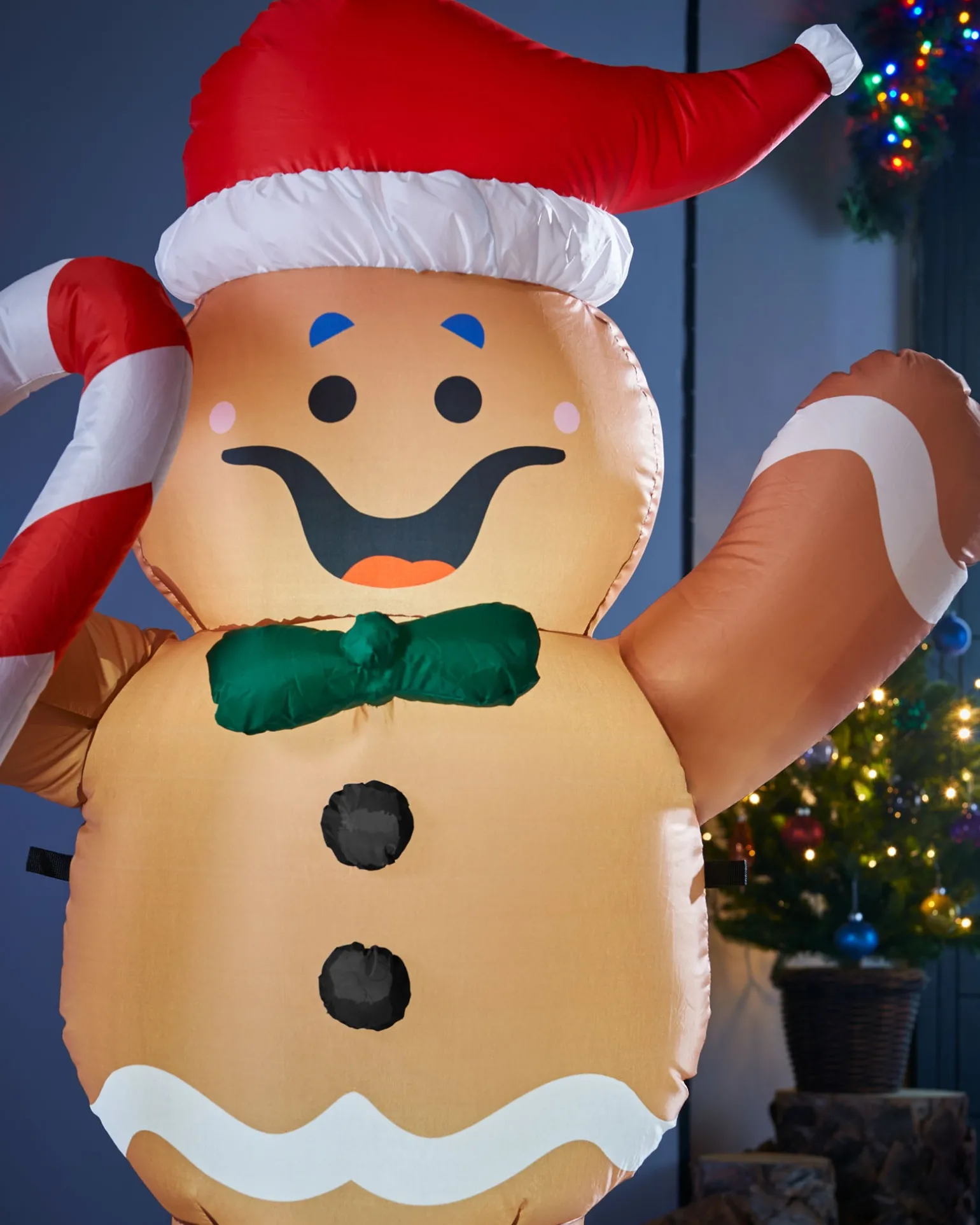 Pre-Lit Inflatable Gingerbread Man With Candy Cane, 5 Ft