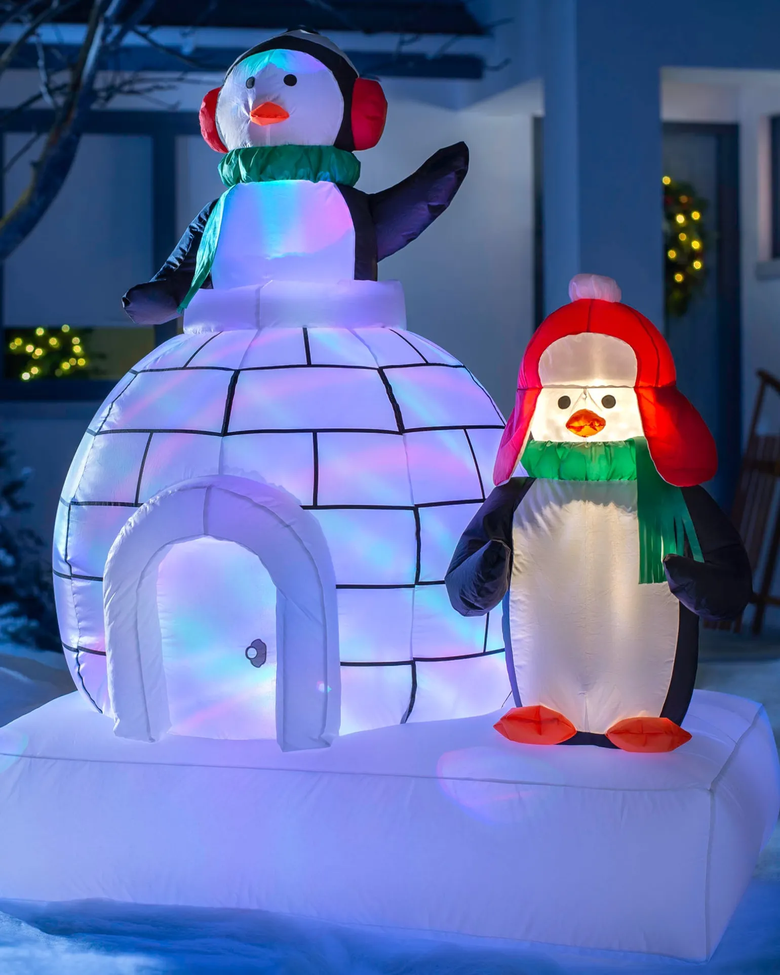 Pre-Lit Inflatable Penguin Family And Igloo, 5 Ft