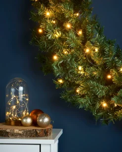 Pre-Lit Majestic Wreath, 1 M
