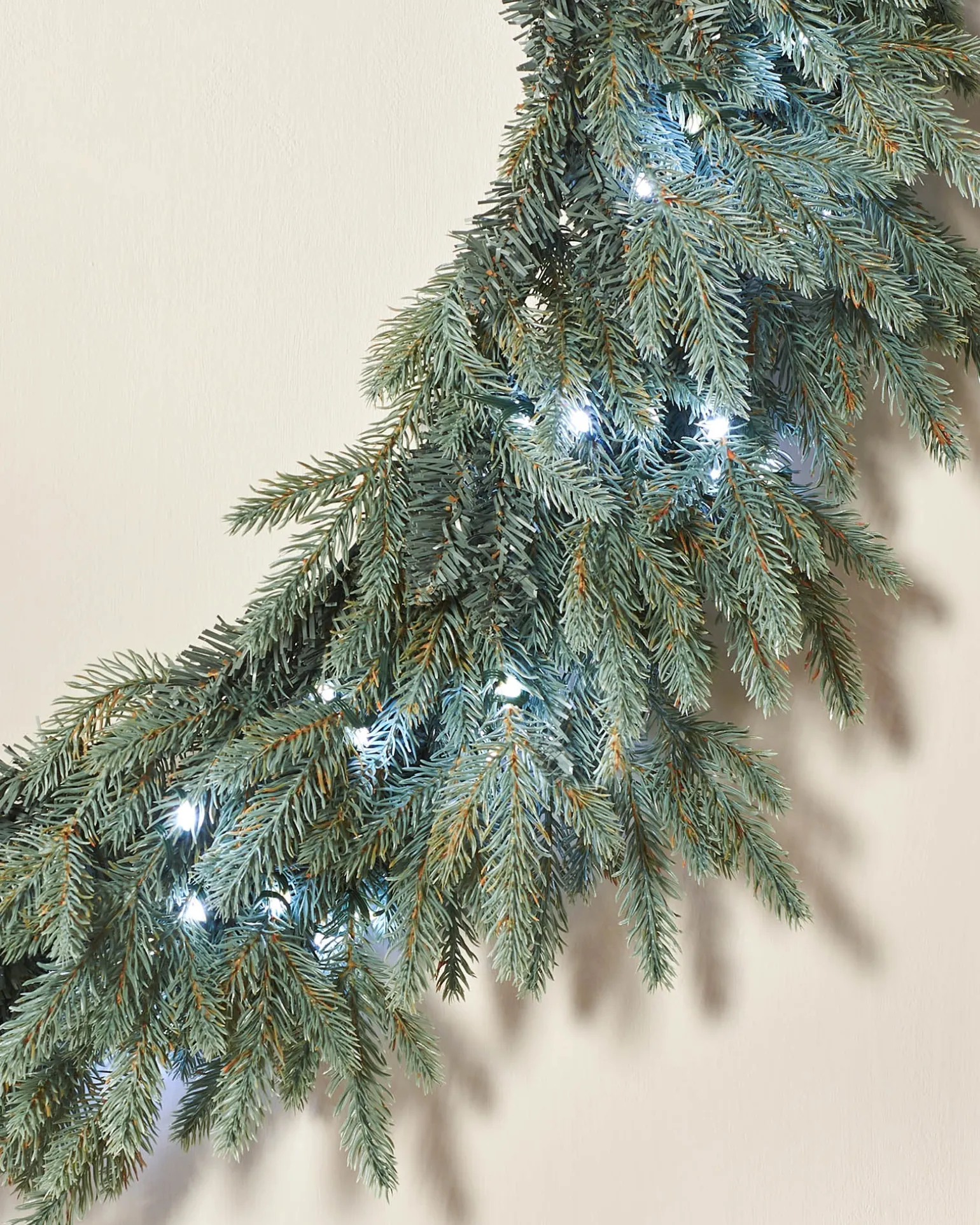 Pre-Lit Mixed Pine Blue Wreath, 1 M