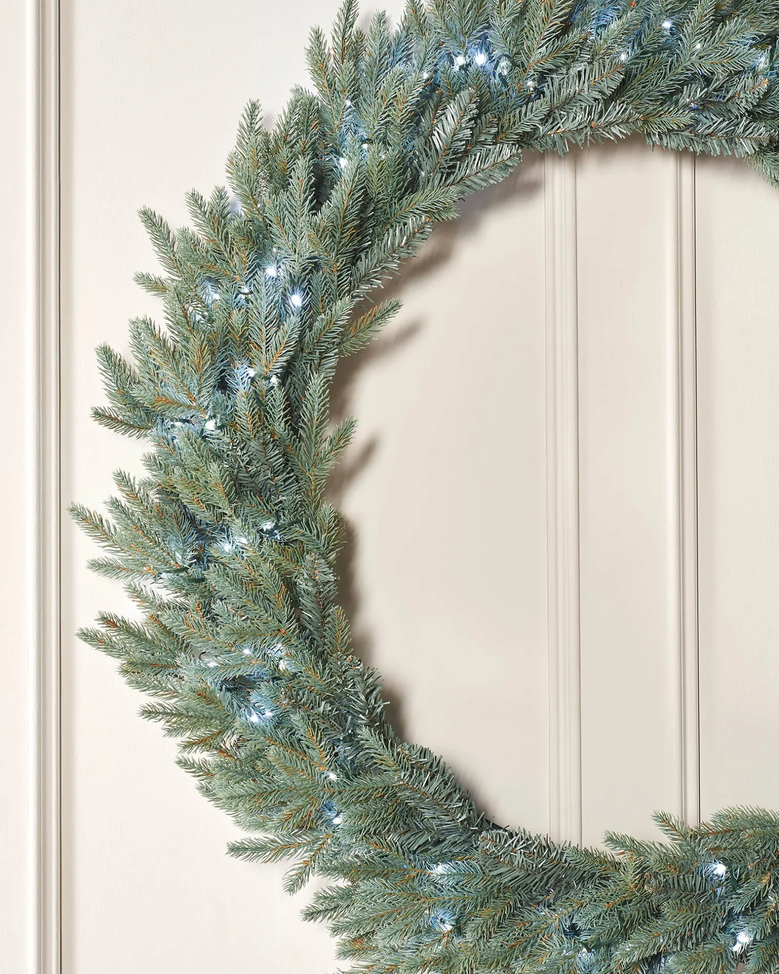 Pre-Lit Mixed Pine Blue Wreath, 1 M