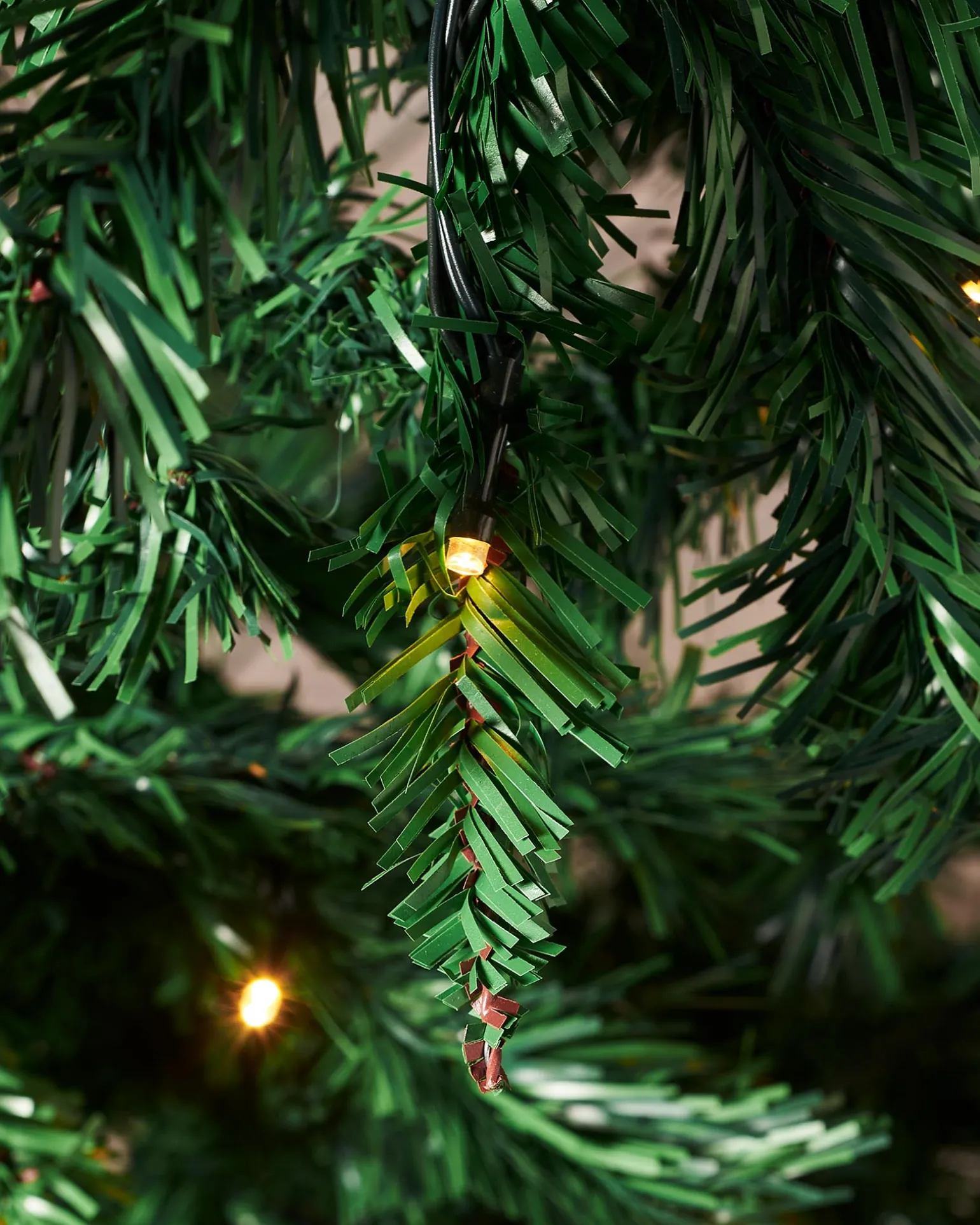 Pre-Lit Mixed Pine Christmas Tree, 7 Ft