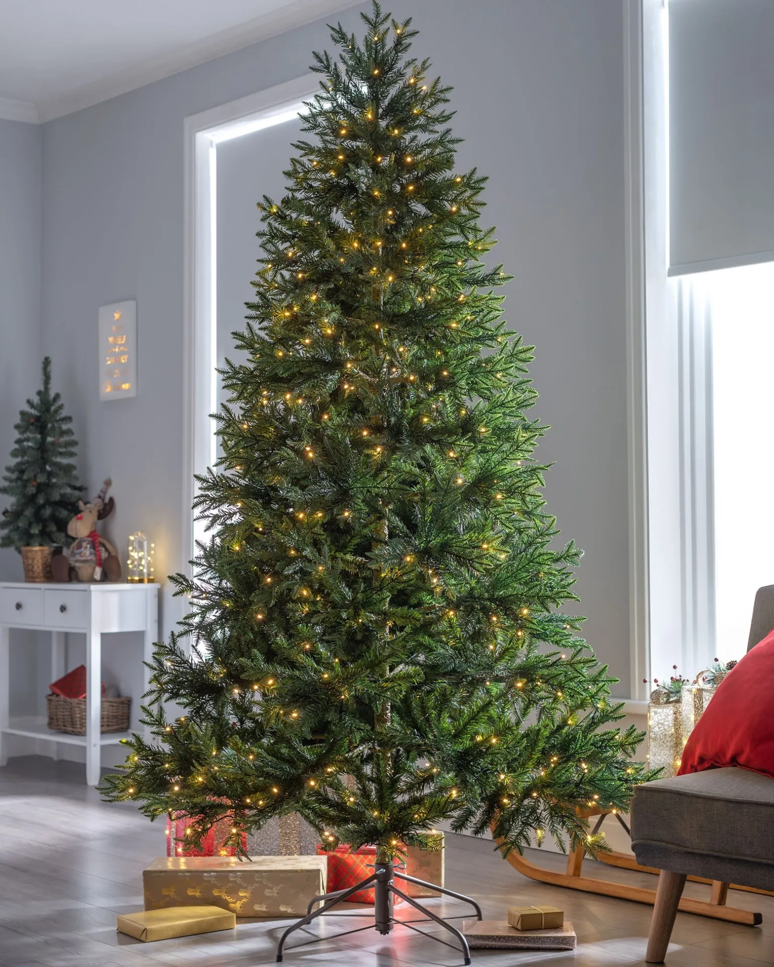 Pre-Lit Mountain Pine Natural Bark Christmas Tree, 7 Ft