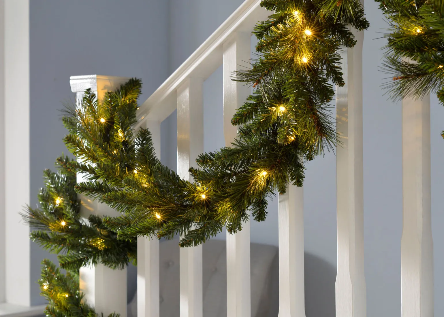 Pre-Lit Multi-Function Garland, 9 Ft