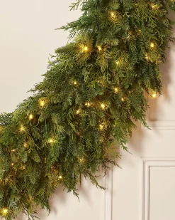 Pre-Lit Natural Fir Majestic Wreath, 1.5 M