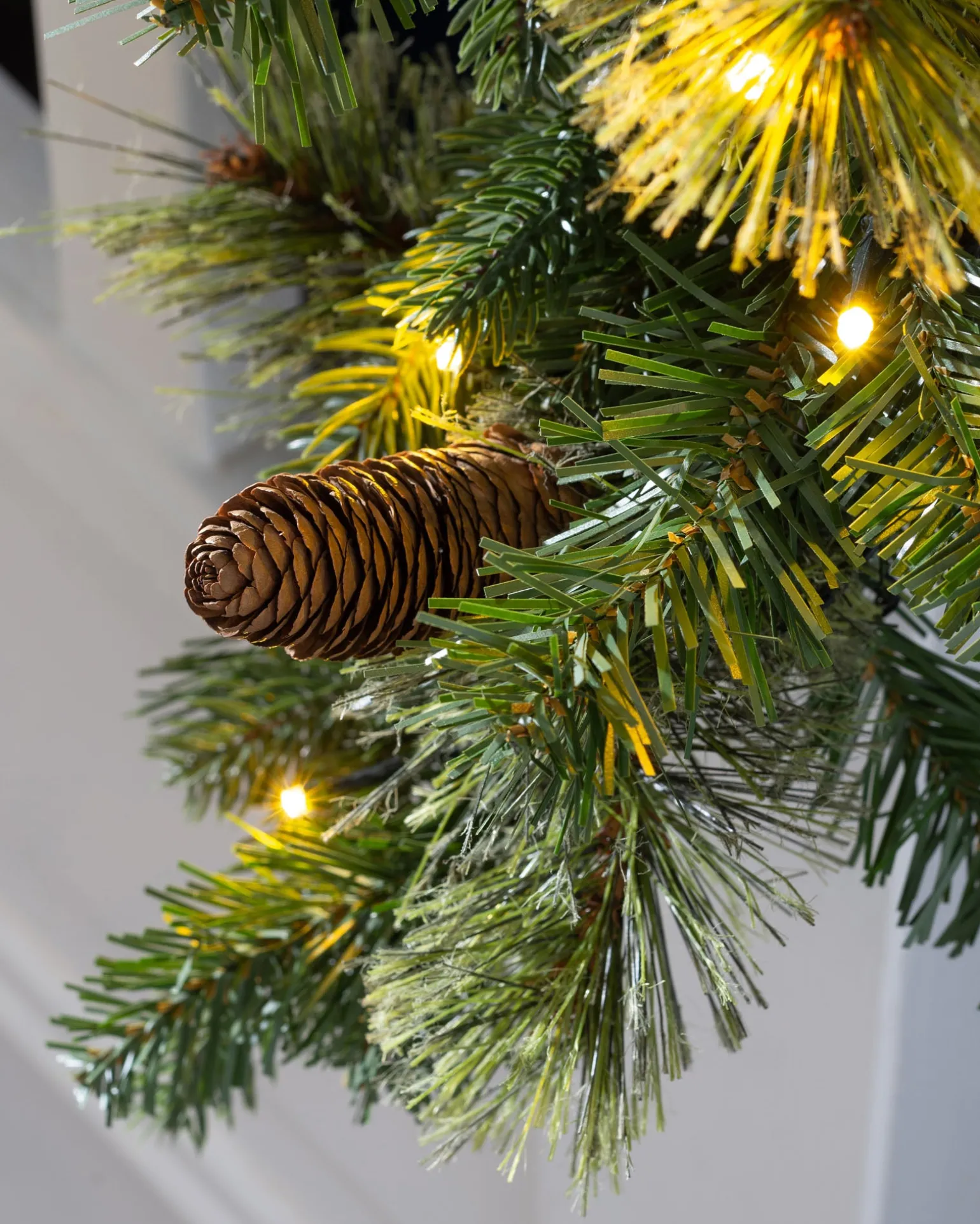 Pre-Lit Natural Pine Garland, 9 Ft