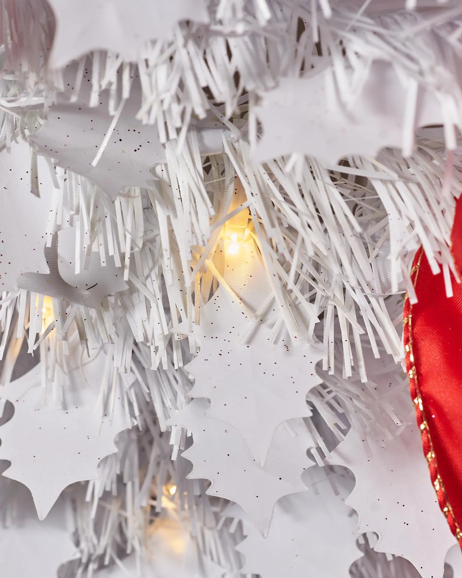 Pre-Lit Pop-Up Decorated Christmas Tree, Red/White, 6 Ft