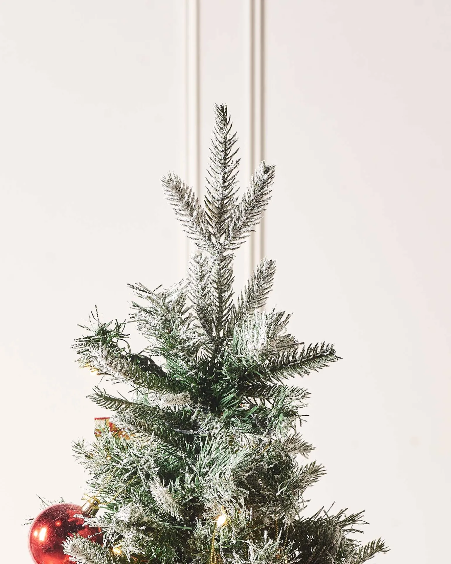 Pre-Lit Pop-Up Decorated Christmas Tree, Red/Gold, 6 Ft