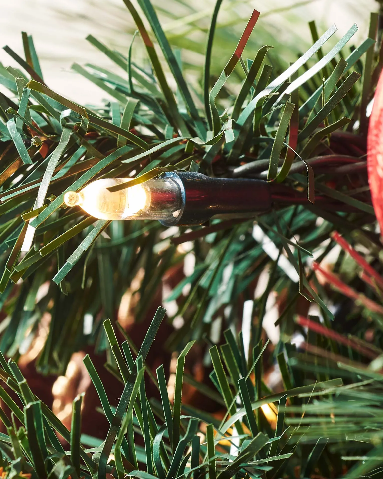 Pre-Lit Potted Christmas Tree, 4 Ft