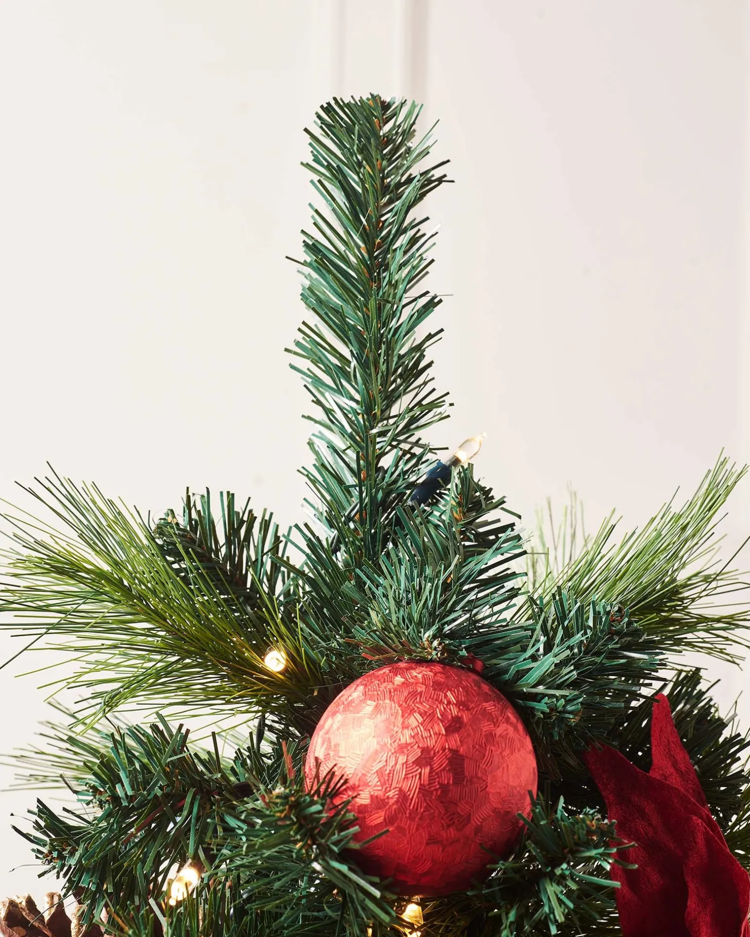 Pre-Lit Potted Christmas Tree, 4 Ft