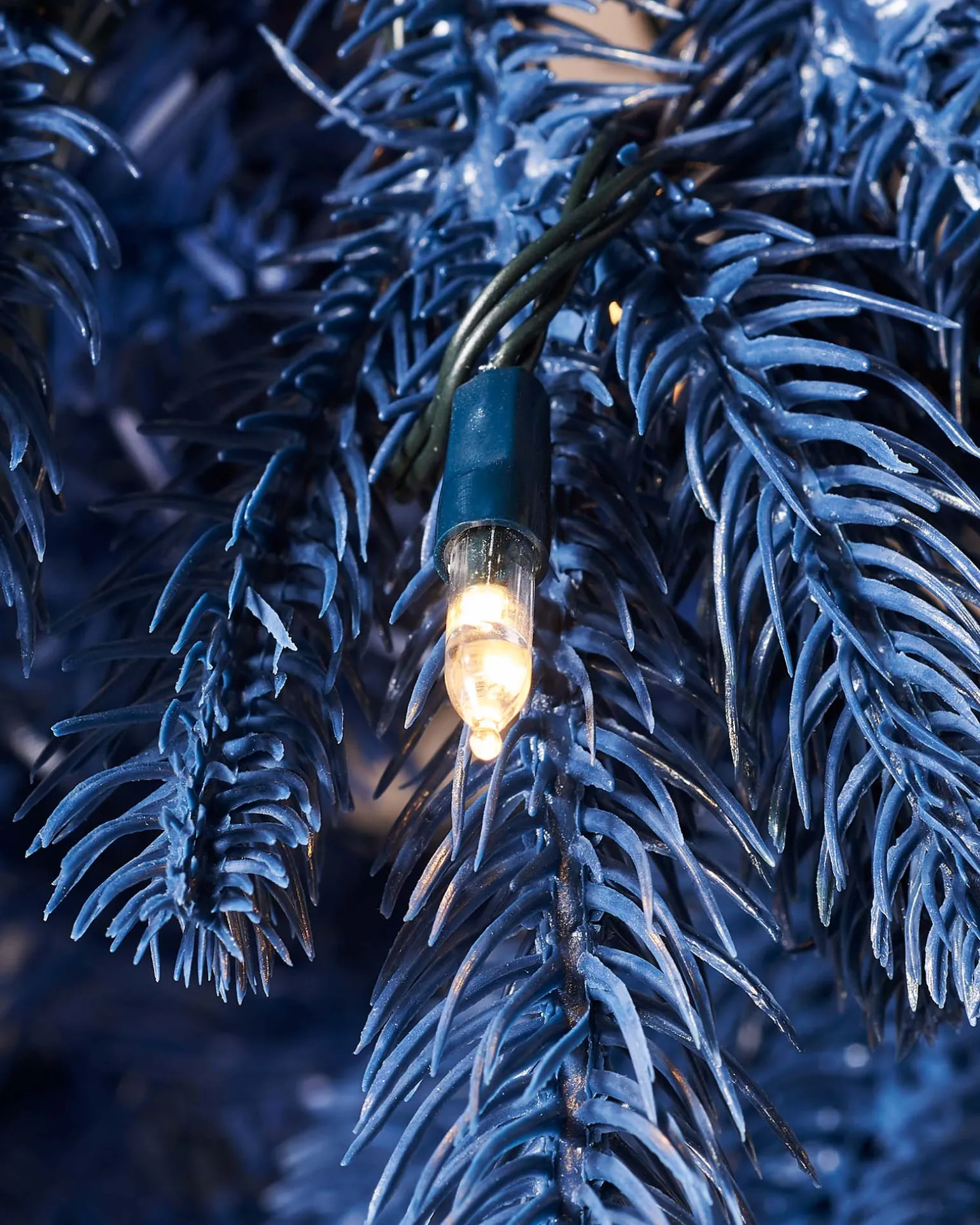 Pre-Lit Sapphire Blue Christmas Tree, 6 Ft