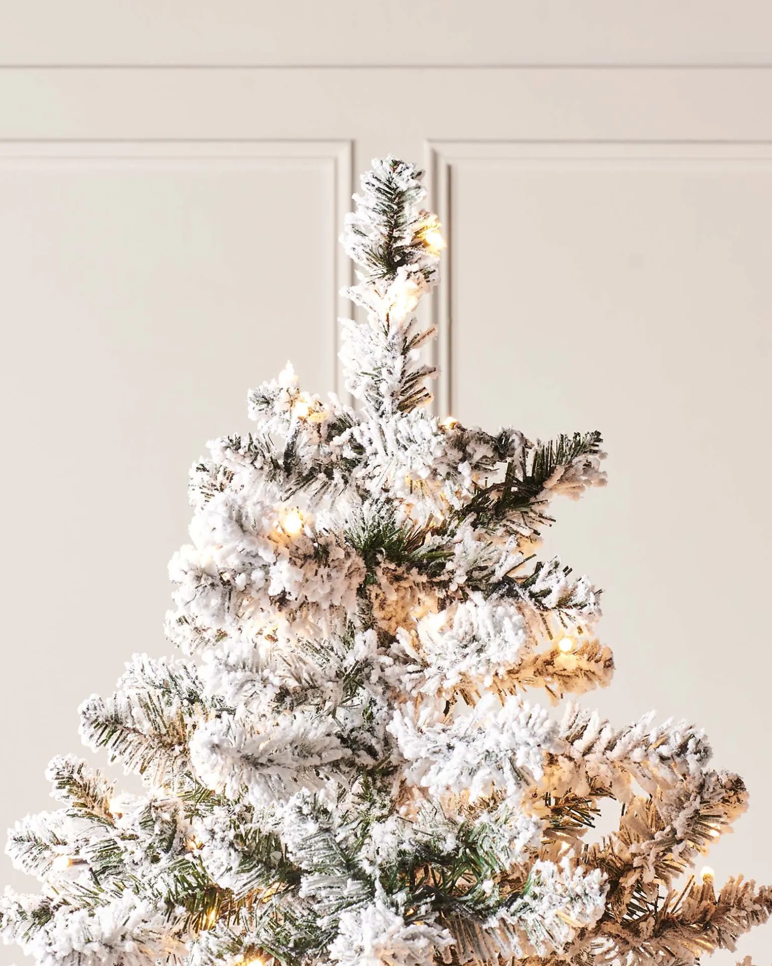 Pre-Lit Snow Flocked Alpine Christmas Tree, 7 Ft