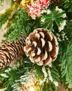 Pre-Lit Snow Flocked Mixed Tip Wreath, 60 Cm
