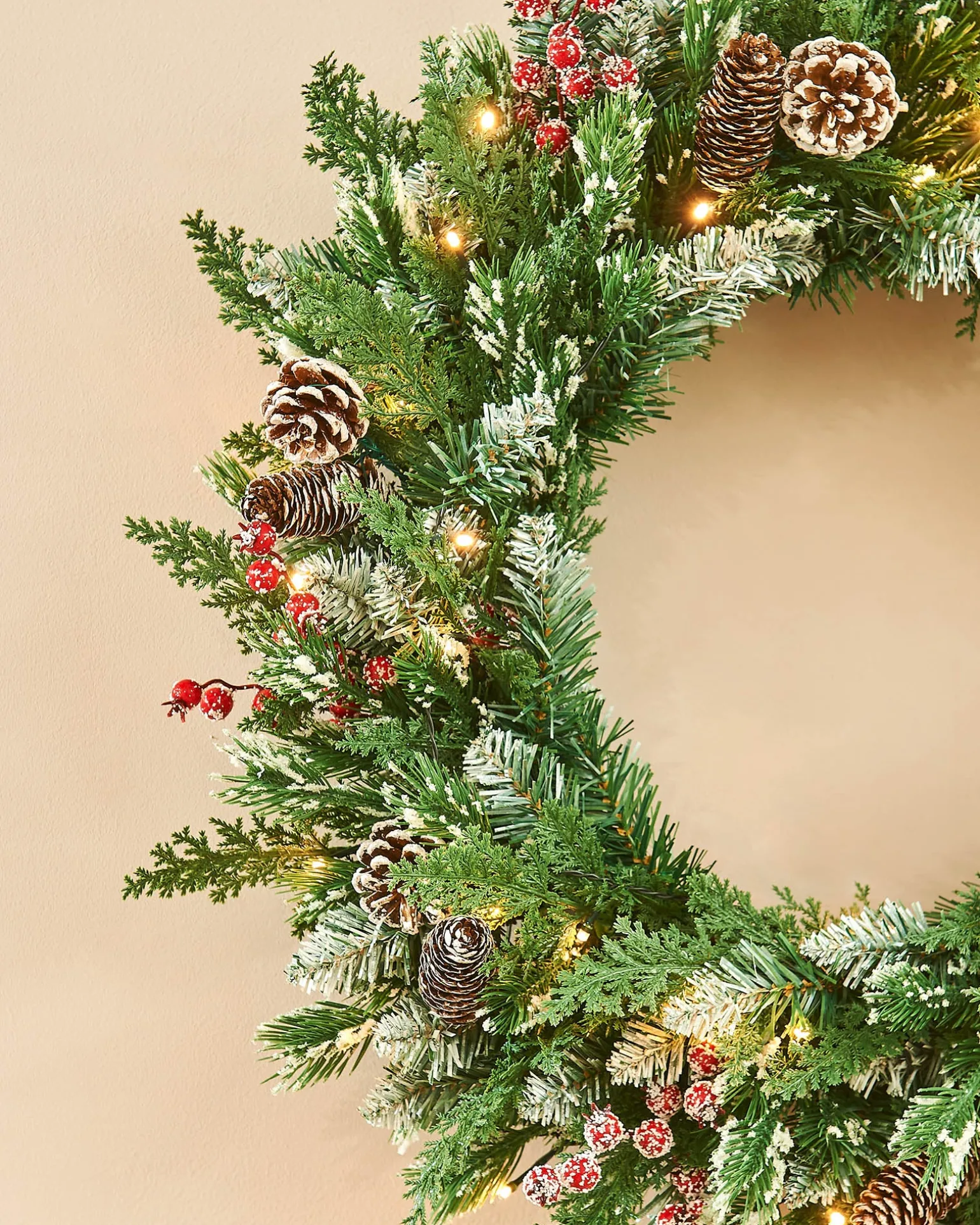 Pre-Lit Snow Flocked Mixed Tip Wreath, 60 Cm