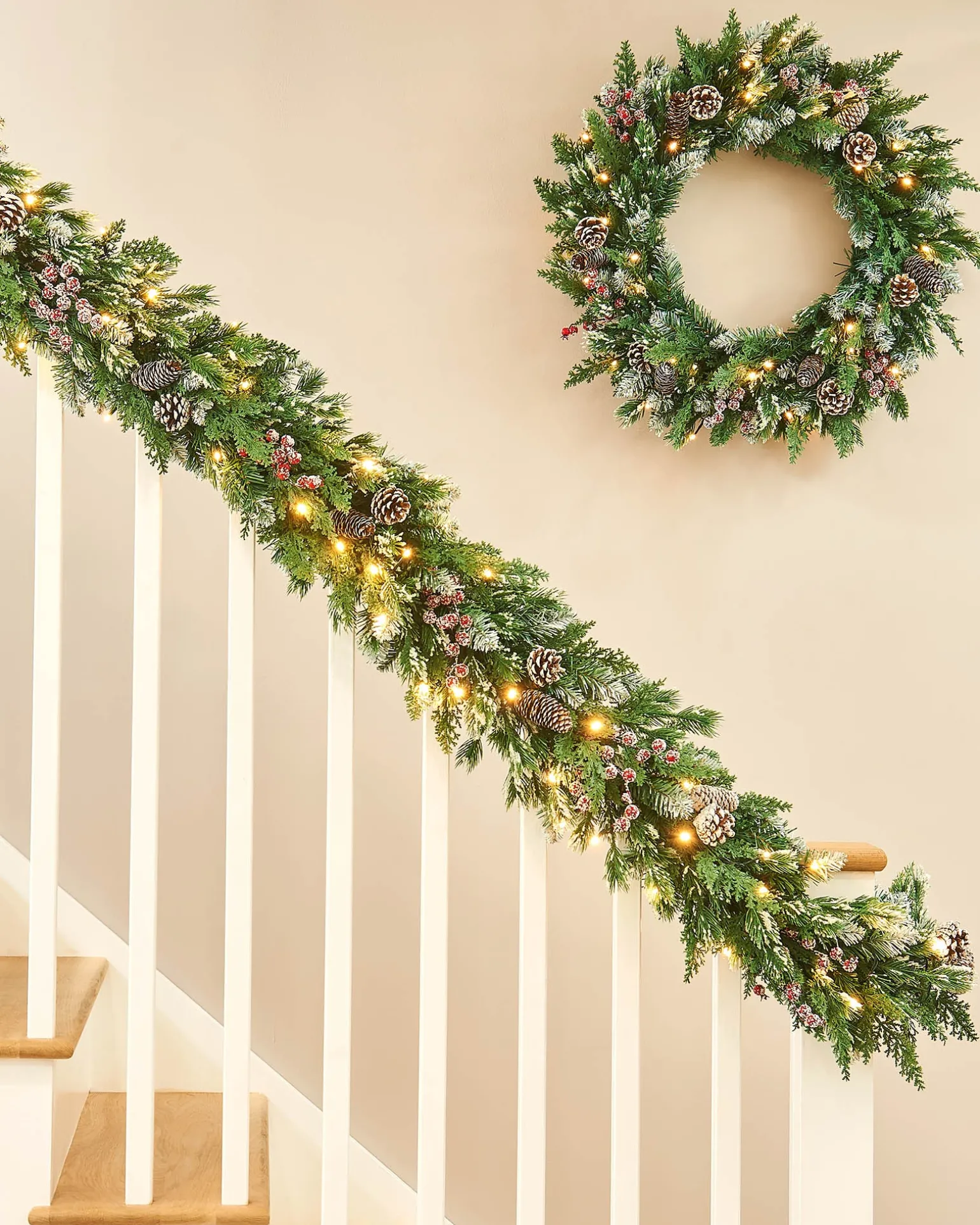 Pre-Lit Snow Flocked Mixed Tip Garland, 9 Ft