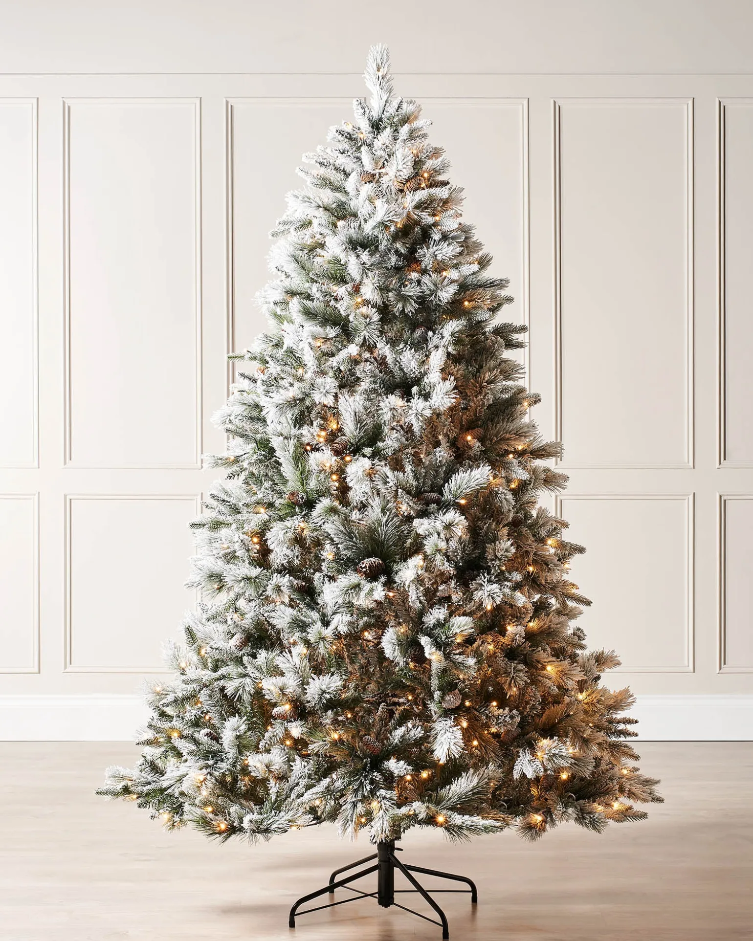 Pre-Lit Snow Flocked Mixed Pine Christmas Tree, 6 Ft