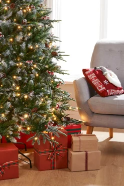 Pre-Lit Snow Flocked Norwegian Spruce Christmas Tree, 6 Ft