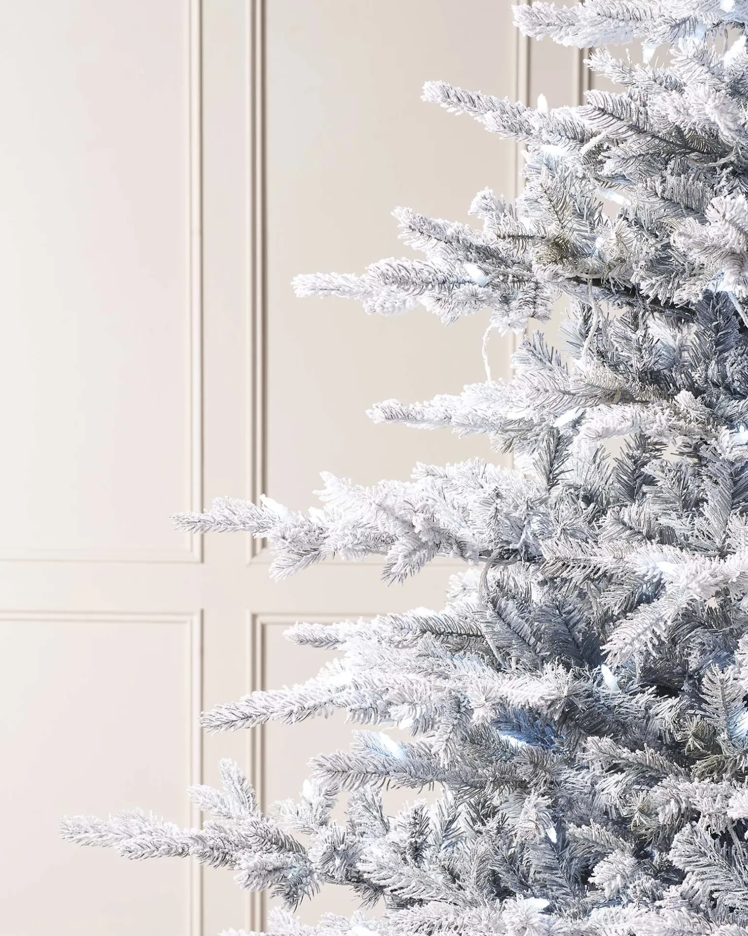 Pre-Lit Snow Flocked Spruce Christmas Tree, 7 Ft