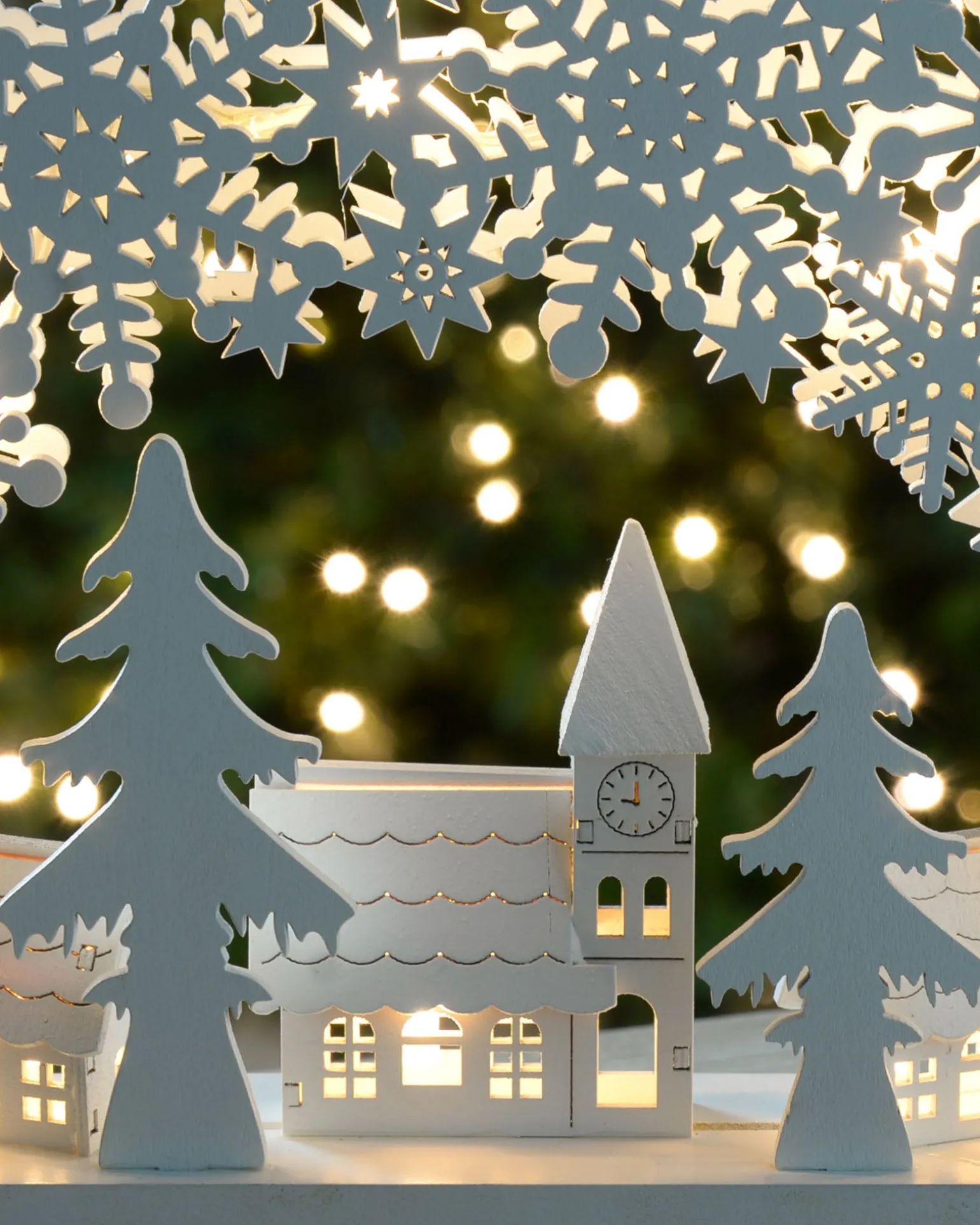 Pre-Lit Snowflake And Village Scene Arch, 32 Cm