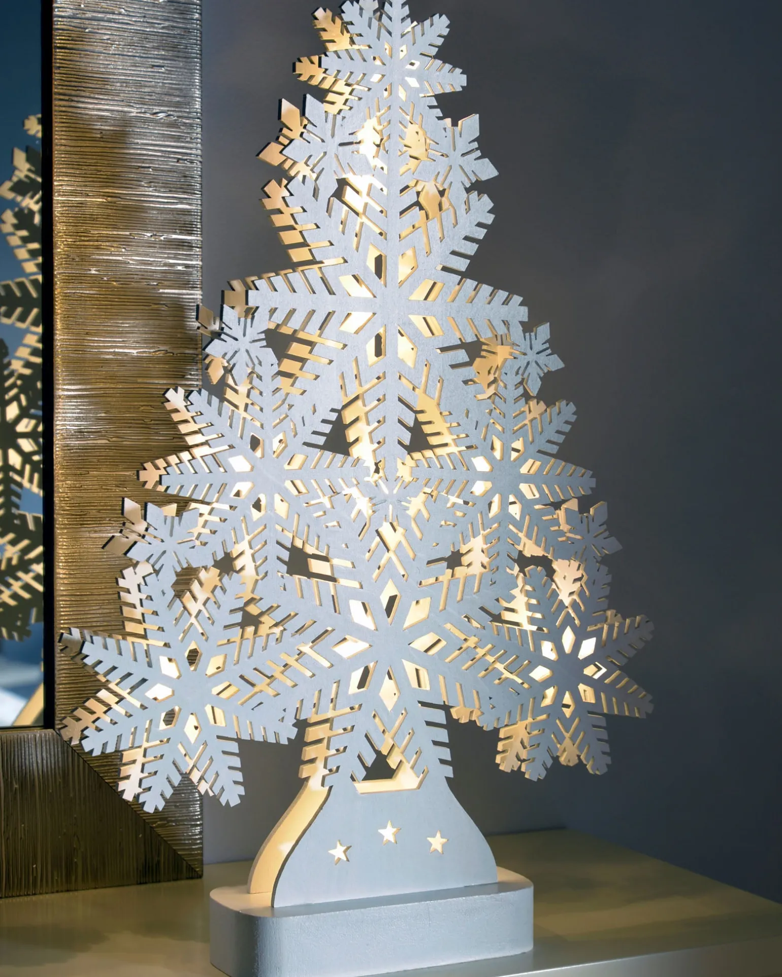 Pre-Lit Snowflake Tree Table Christmas Decoration, 39.5 Cm