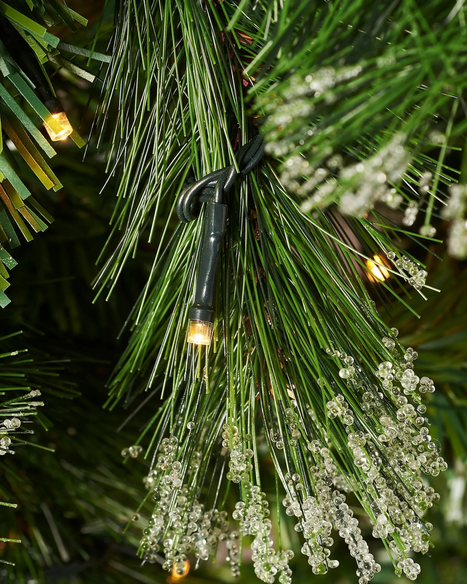 Pre-Lit Victorian Frosted Berries & Pinecones Christmas Tree, 7 Ft