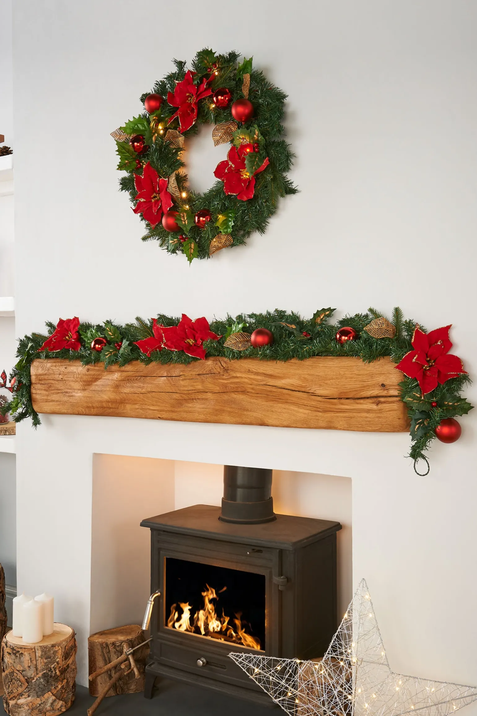 Pre-Lit Warm White Decorated Wreath, Red/Gold, 60 Cm