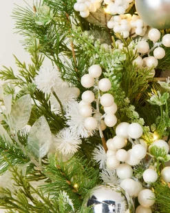 Pre-Lit White Berry Mixed Tip Wreath, 76 Cm
