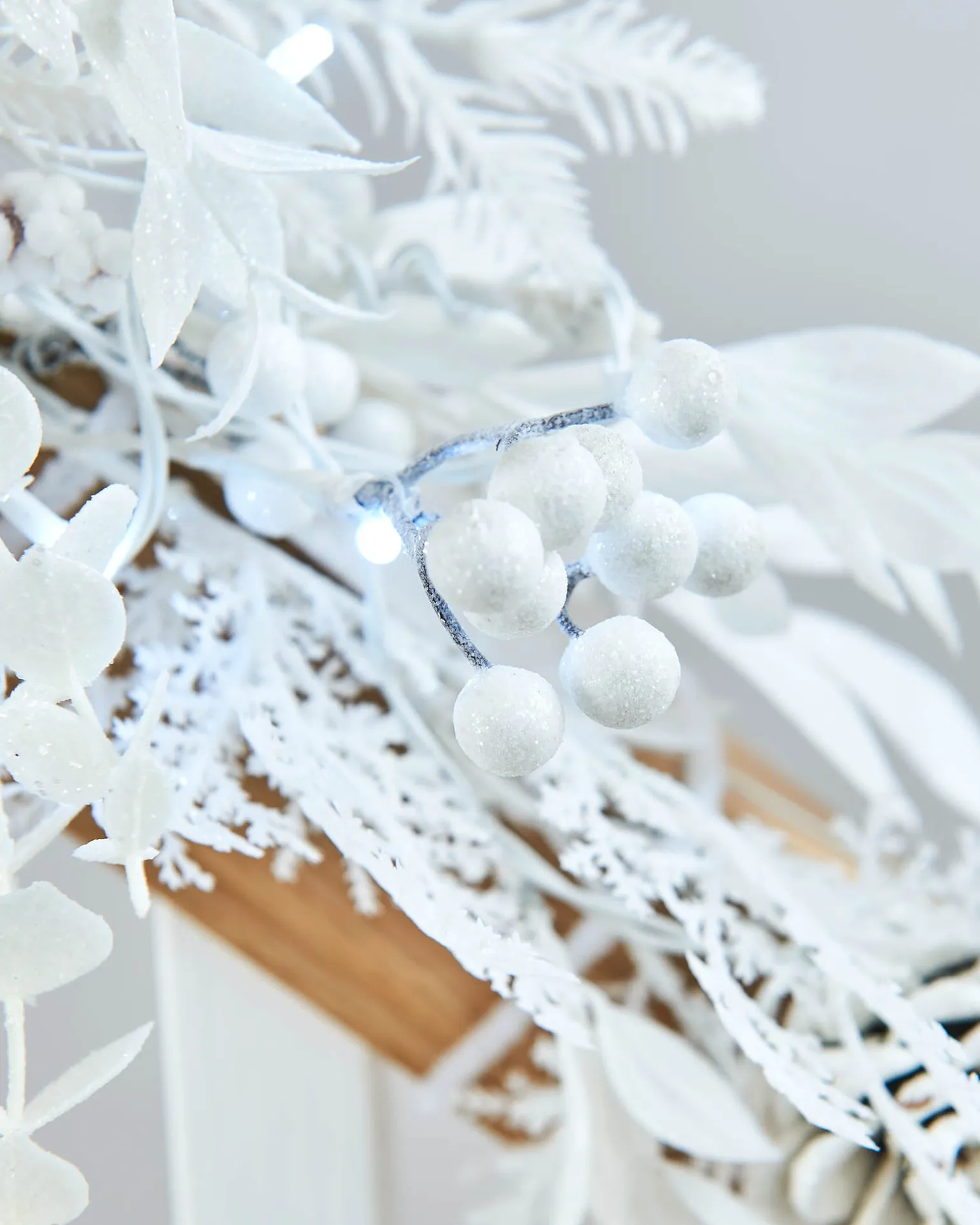 Pre-Lit White Garland, 9 Ft