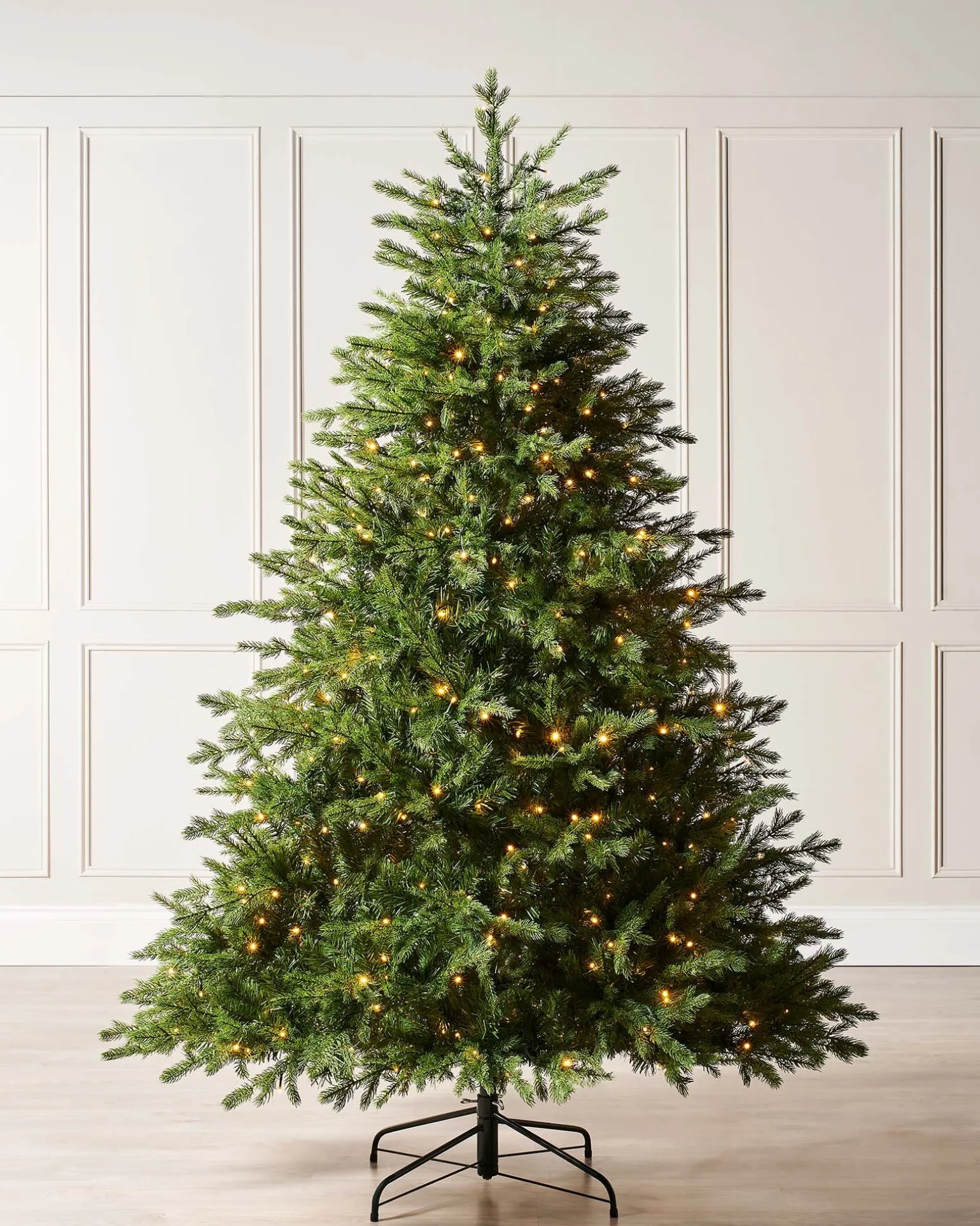 Pre-Lit Windsor Fir Christmas Tree, Dual Warm White, 6 Ft