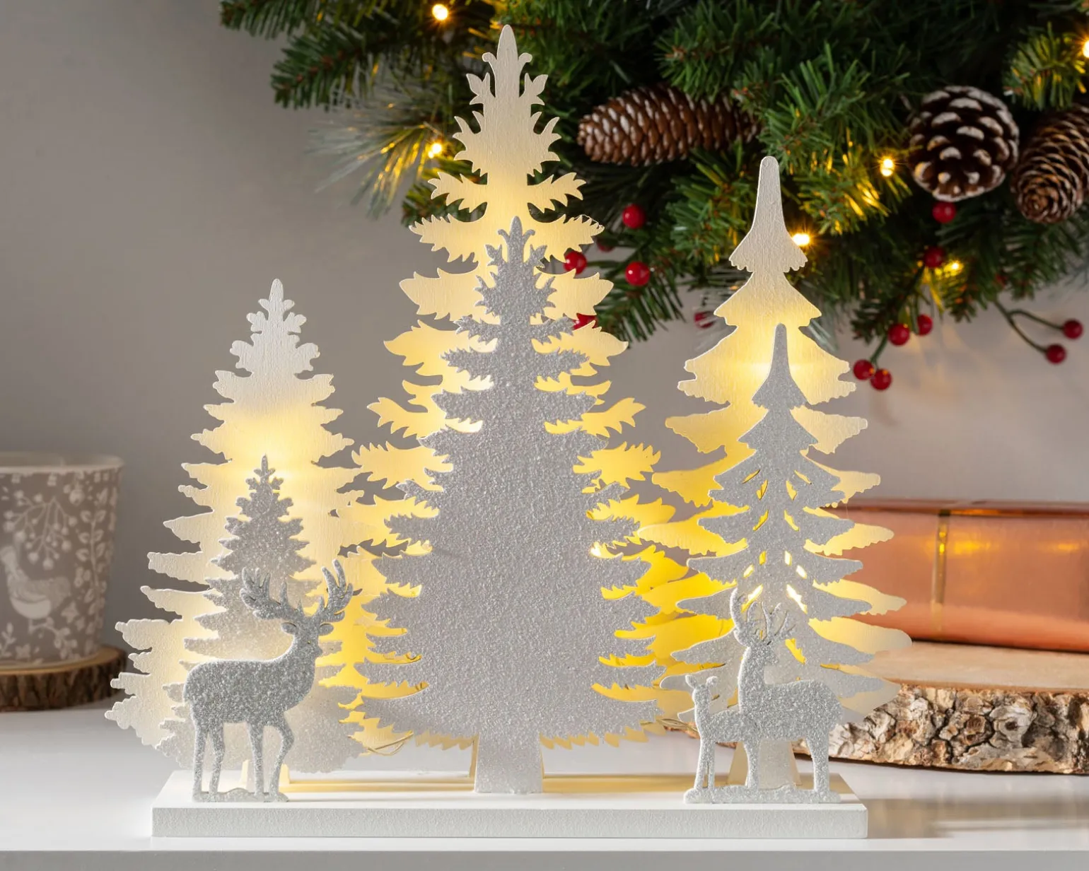 Pre-Lit Winter Scene, 26 Cm