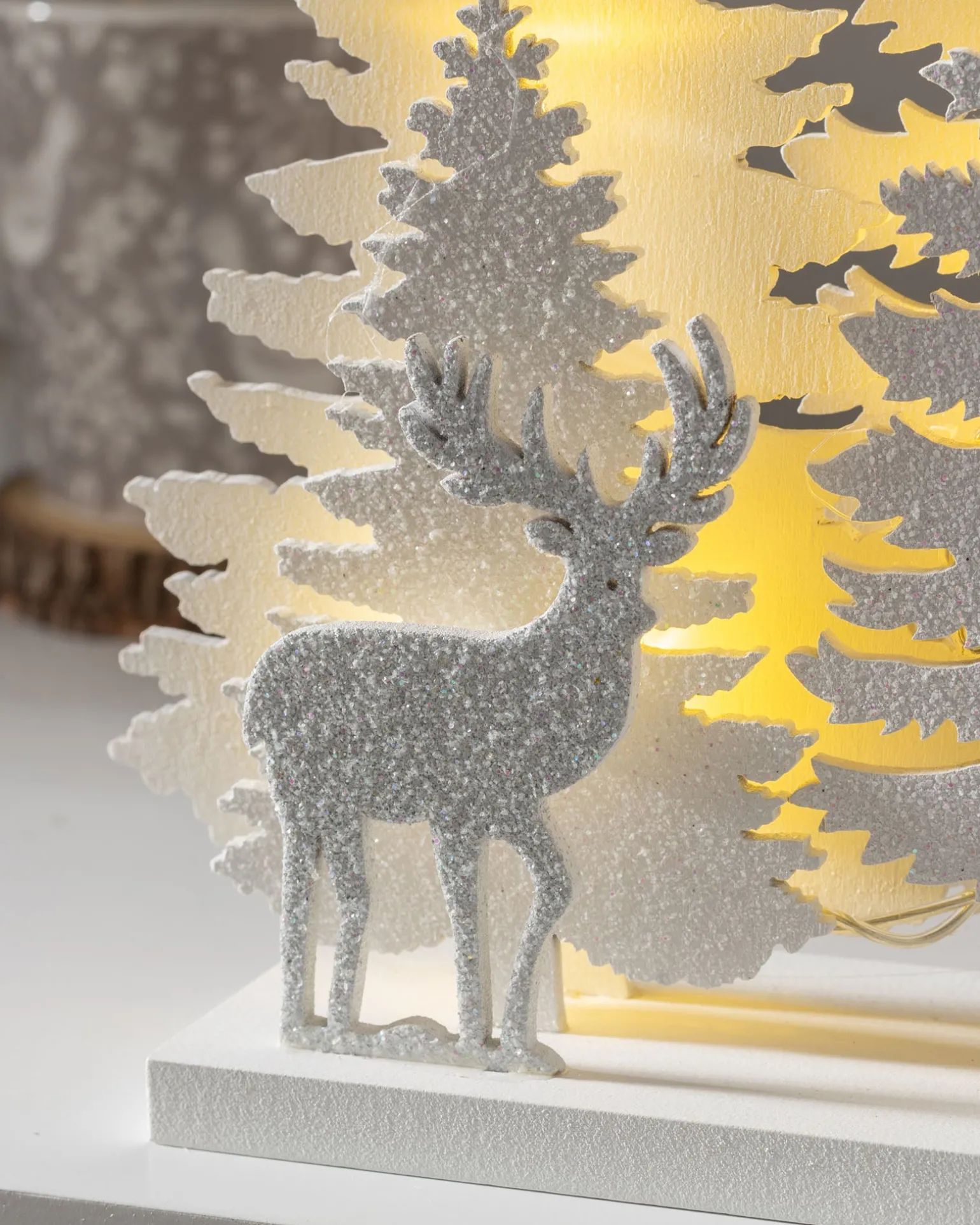 Pre-Lit Winter Scene, 26 Cm