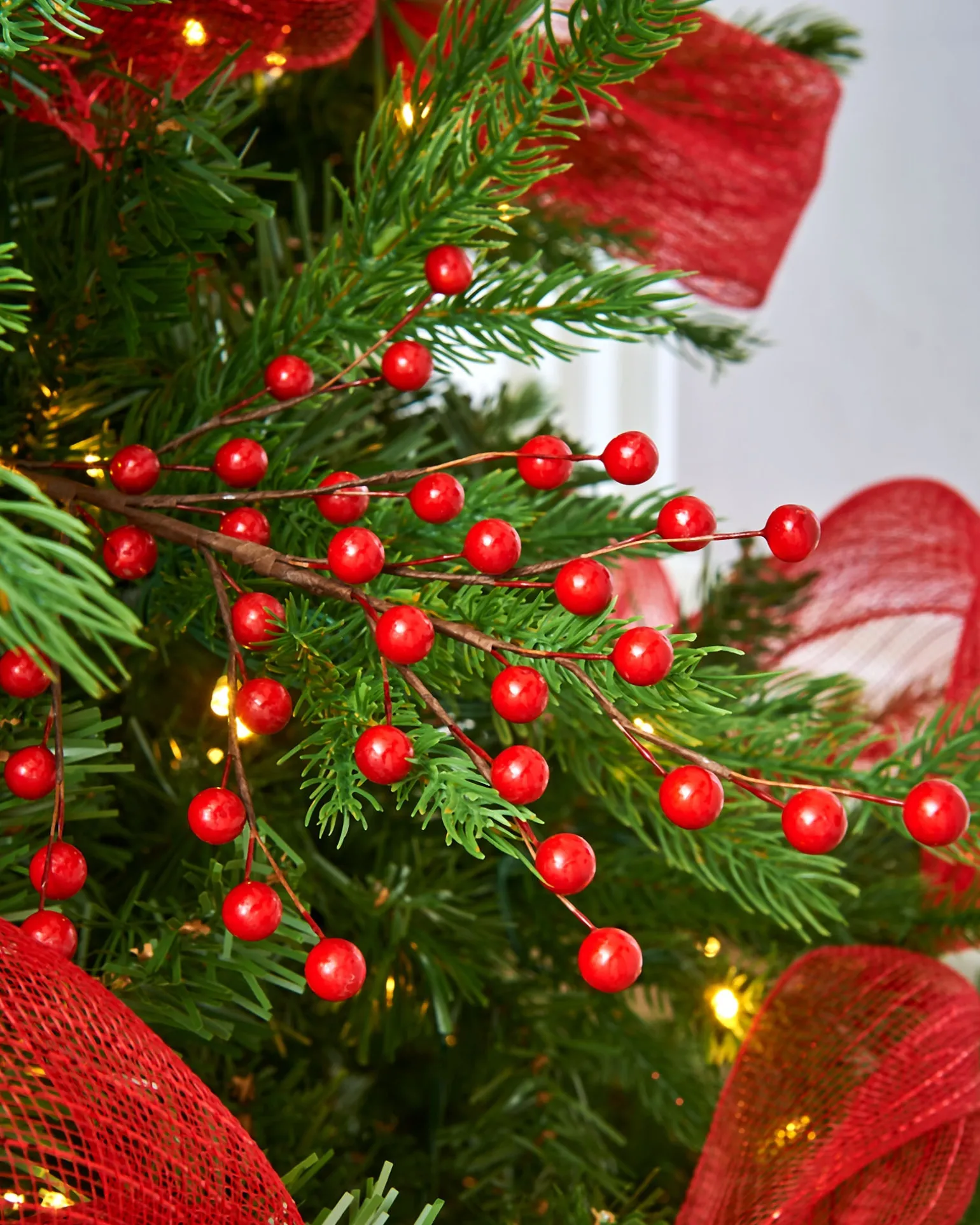 Red Berry Christmas Tree Spray, 45 Cm