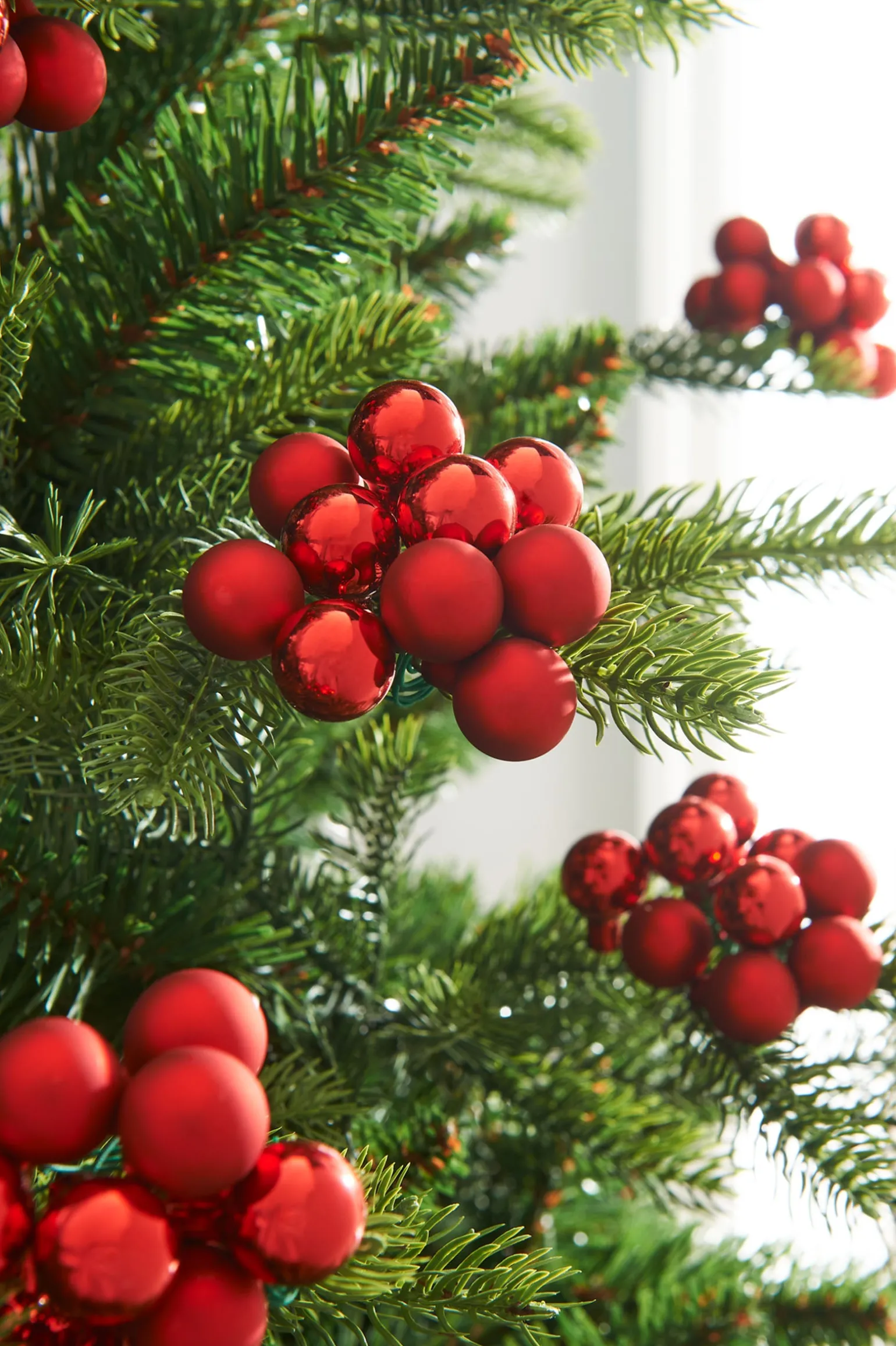 Red Glass Berry Cluster Baubles, 5 Pack