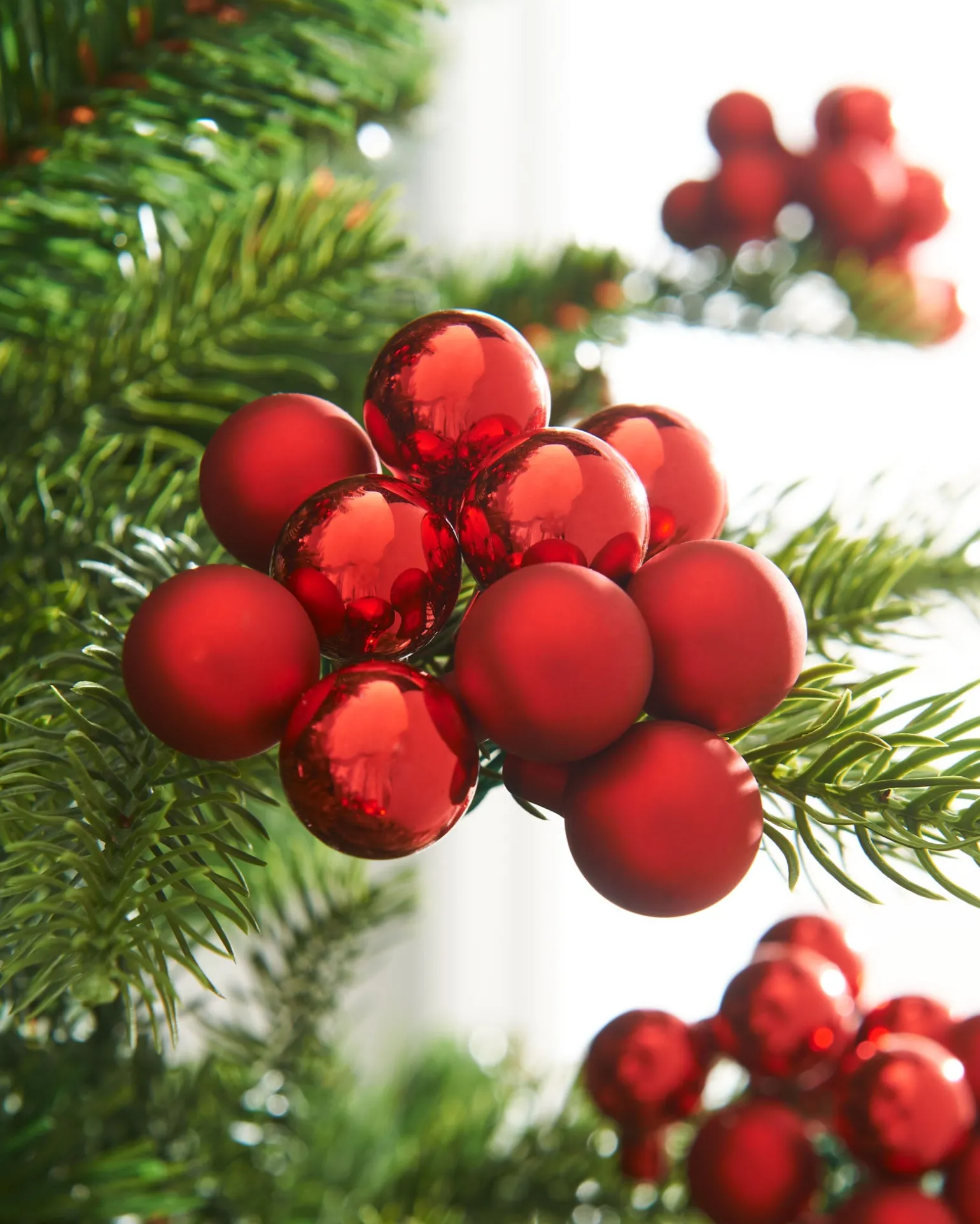 Red Glass Berry Cluster Baubles, 5 Pack