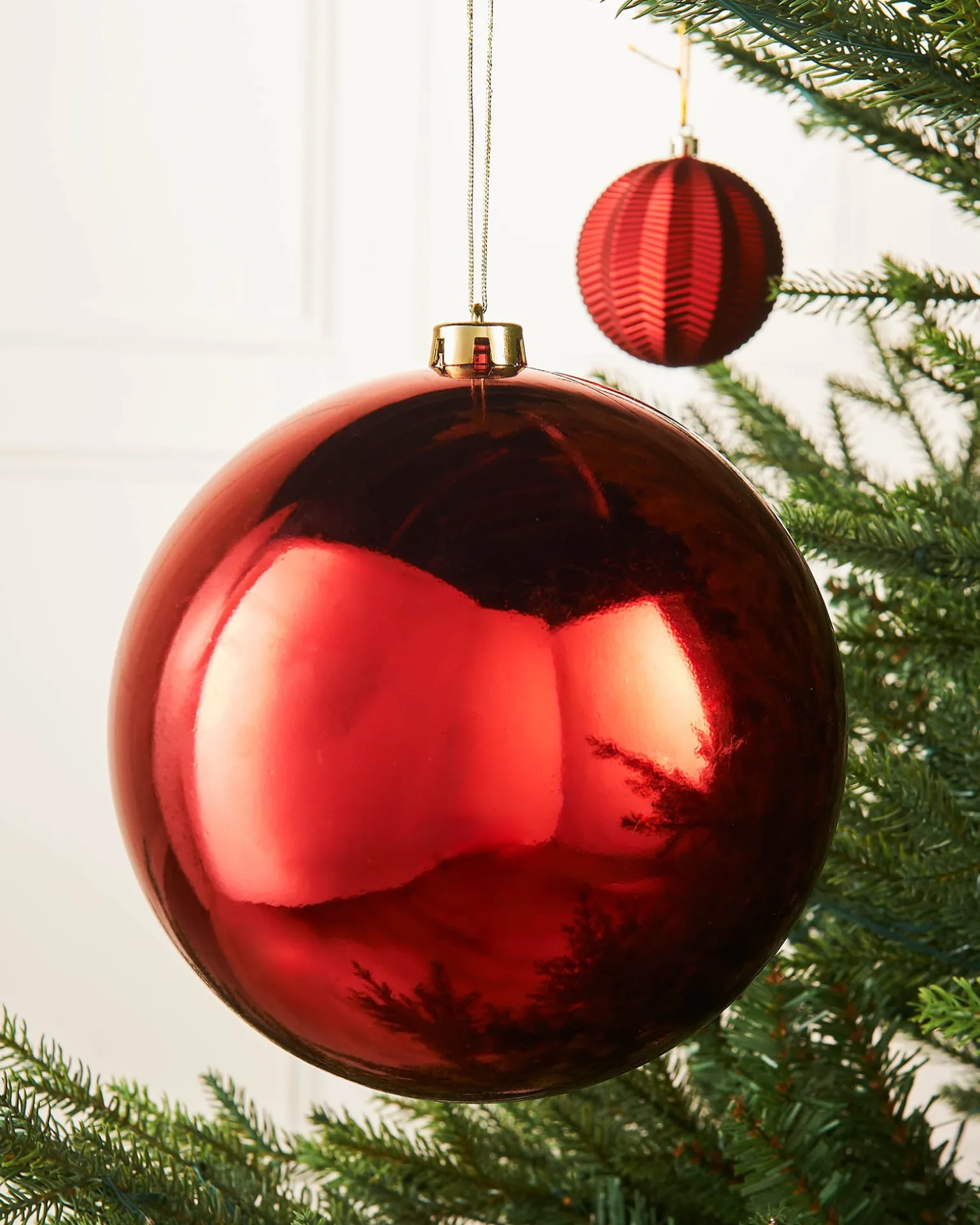 Red Large Gloss Shatterproof Bauble, 20 Cm