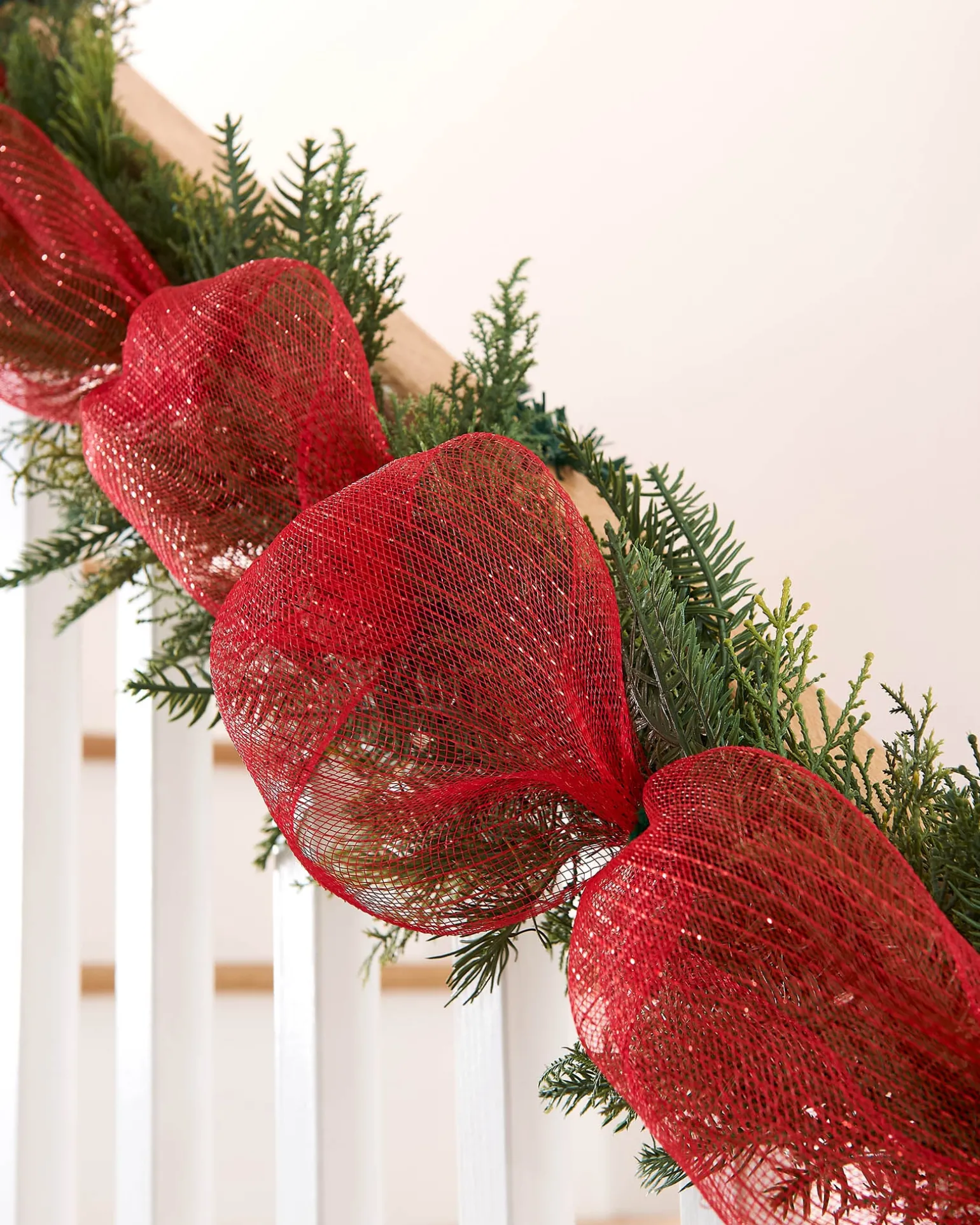 Red Mesh With Red Foils, 9 M
