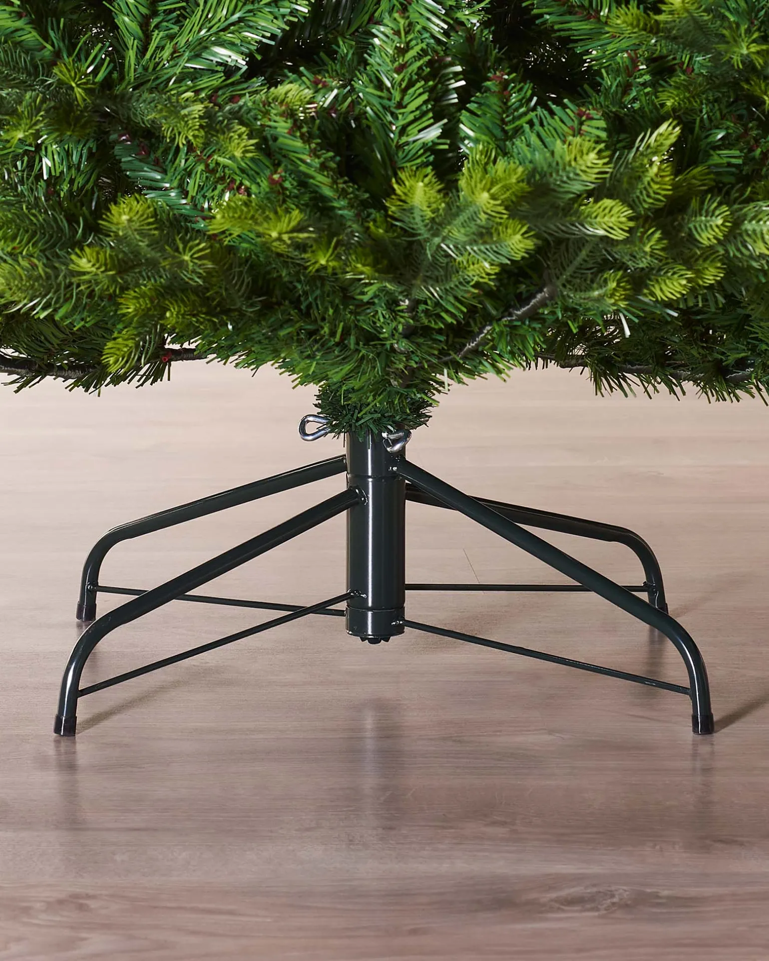 Regent Pine Mixed Tip Christmas Tree, 6 Ft