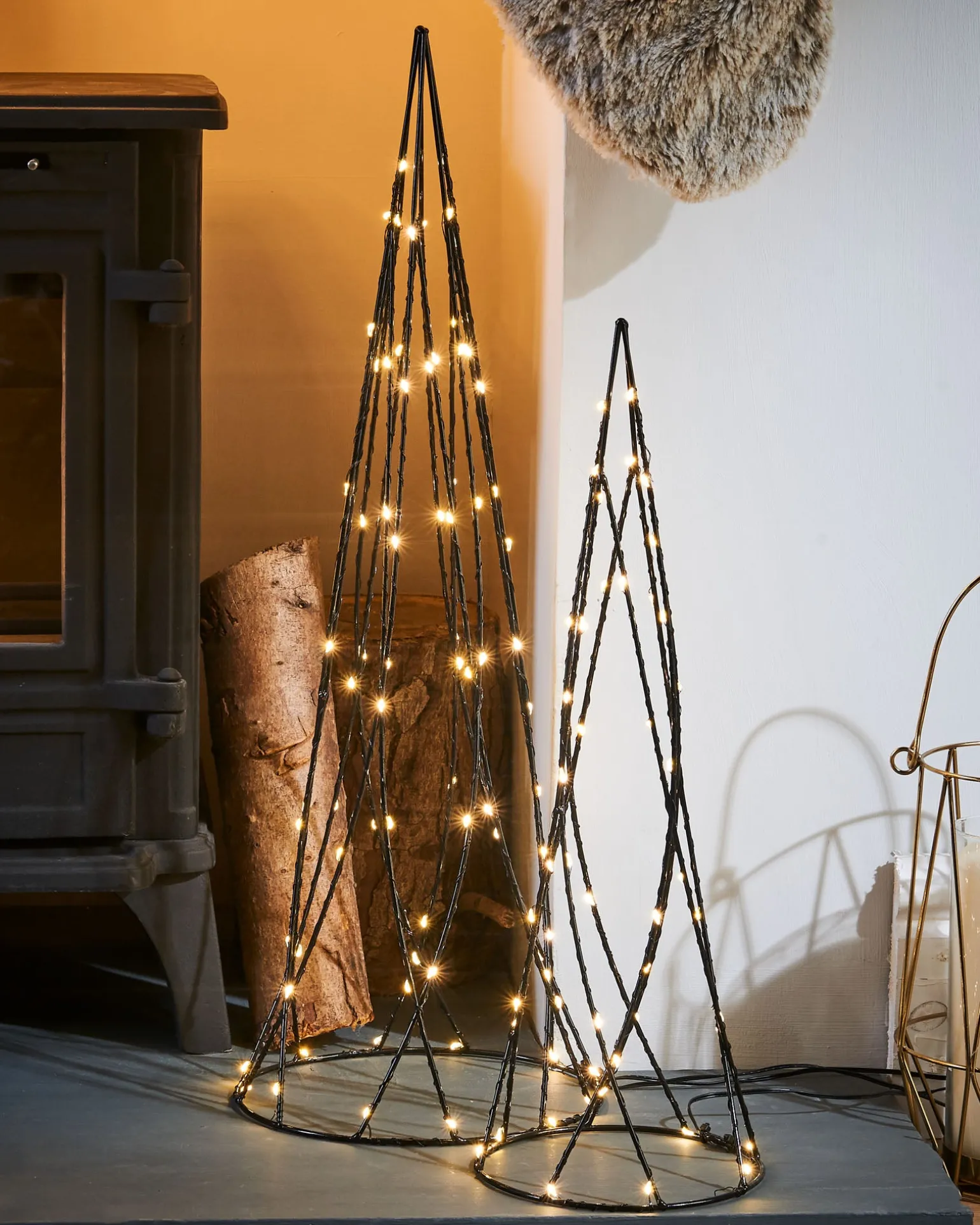 Set Of 2 Geometric Christmas Tree Cones, 60 Cm