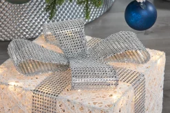 Set Of 3 Pre-Lit Gift Boxes, White, 25 Cm