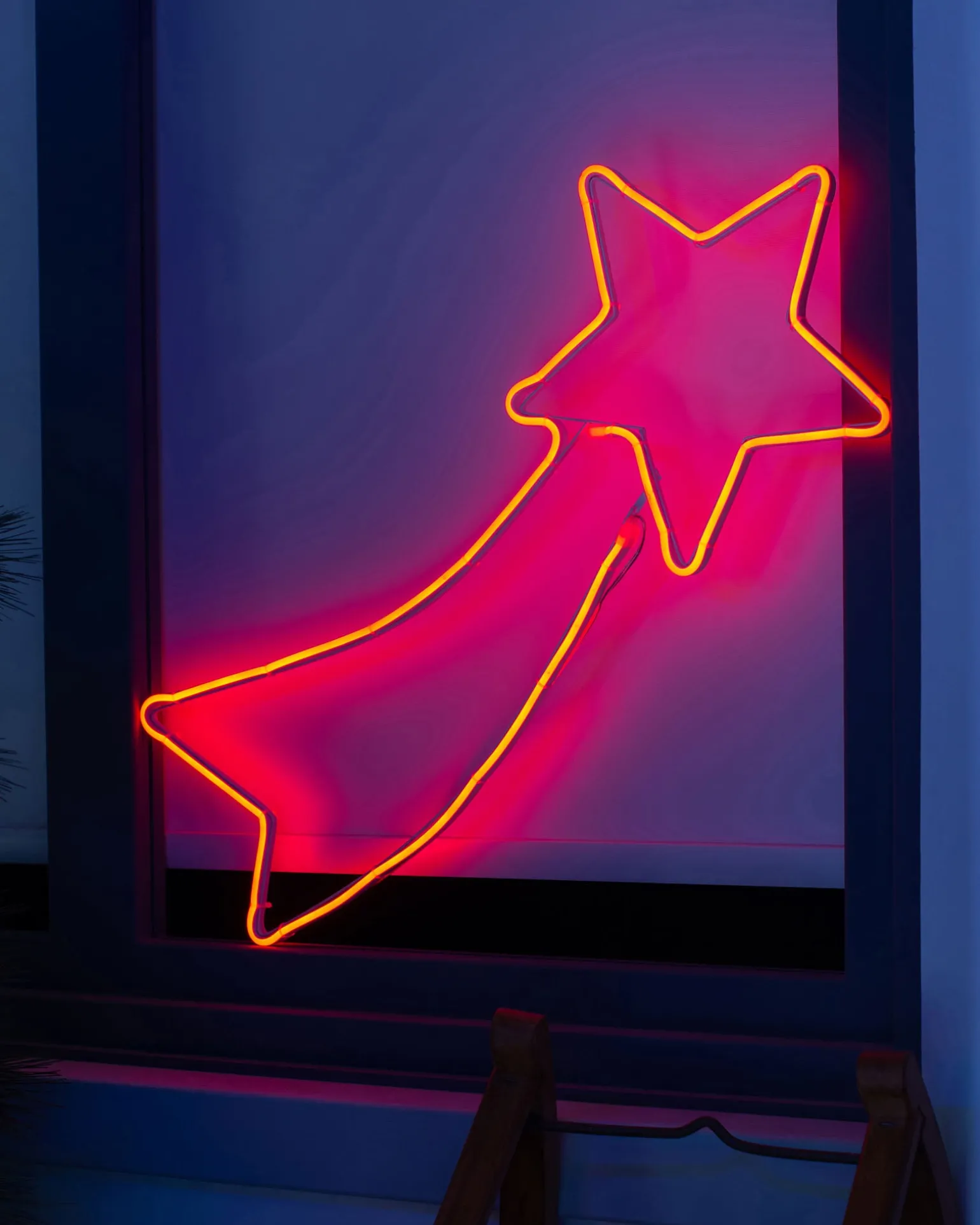 Shooting Star Neon Rope Light Silhouette, 70 Cm