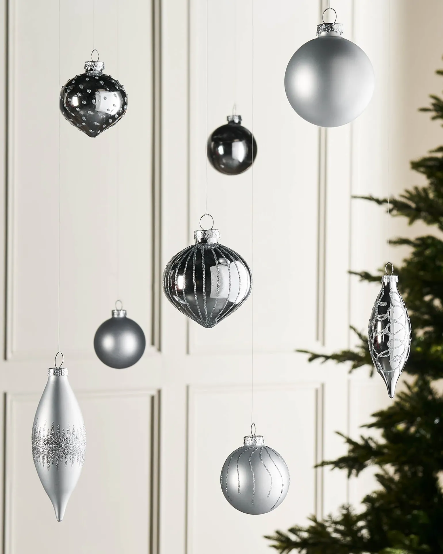 Silver Glass Baubles, 20 Pack