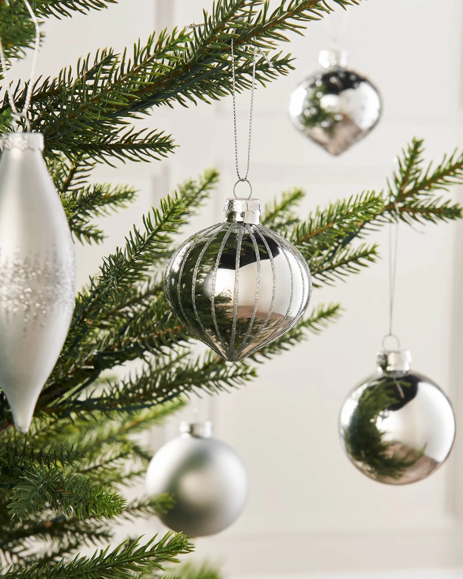 Silver Glass Baubles, 20 Pack