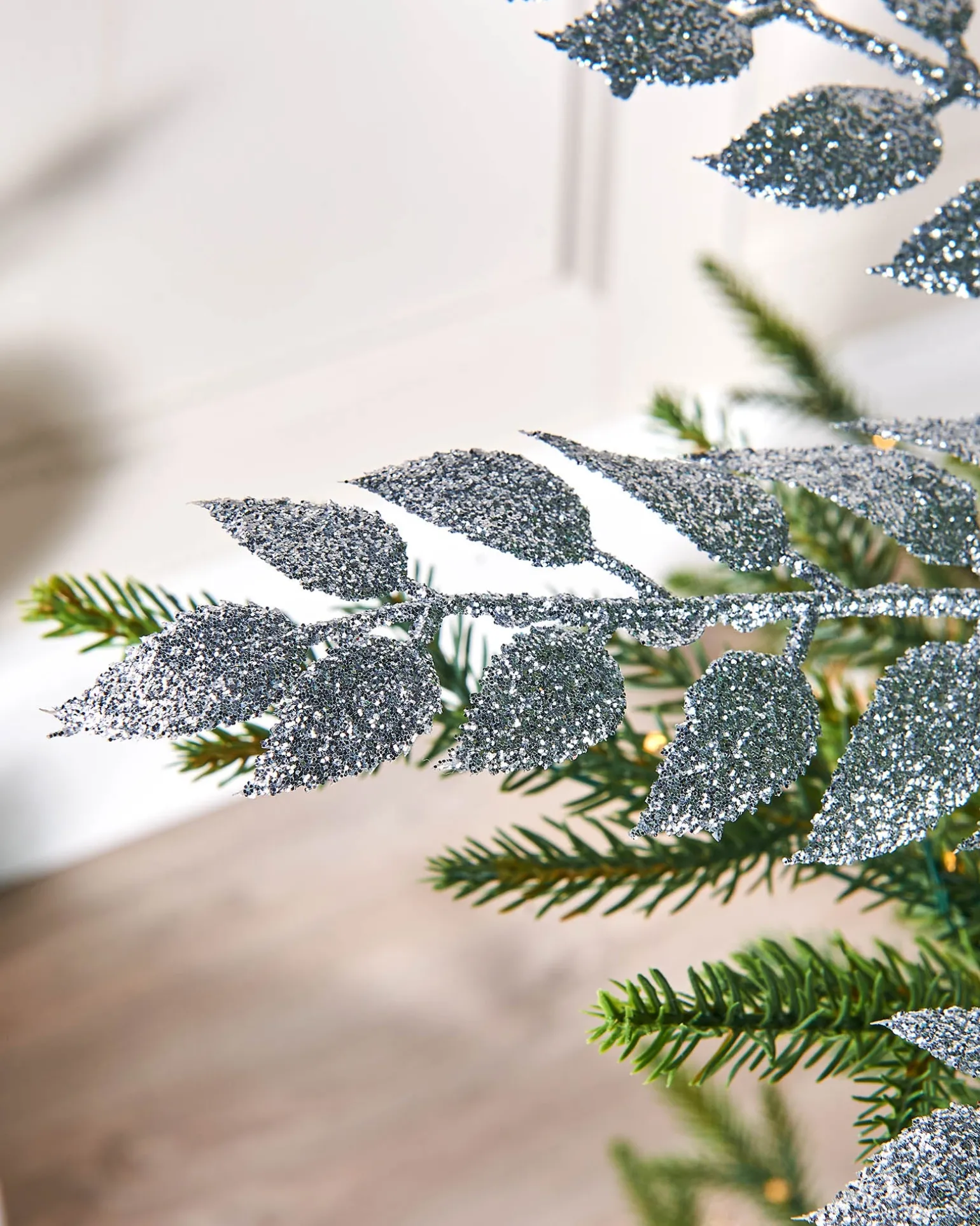 Silver Leaf Christmas Tree Spray, 73 Cm